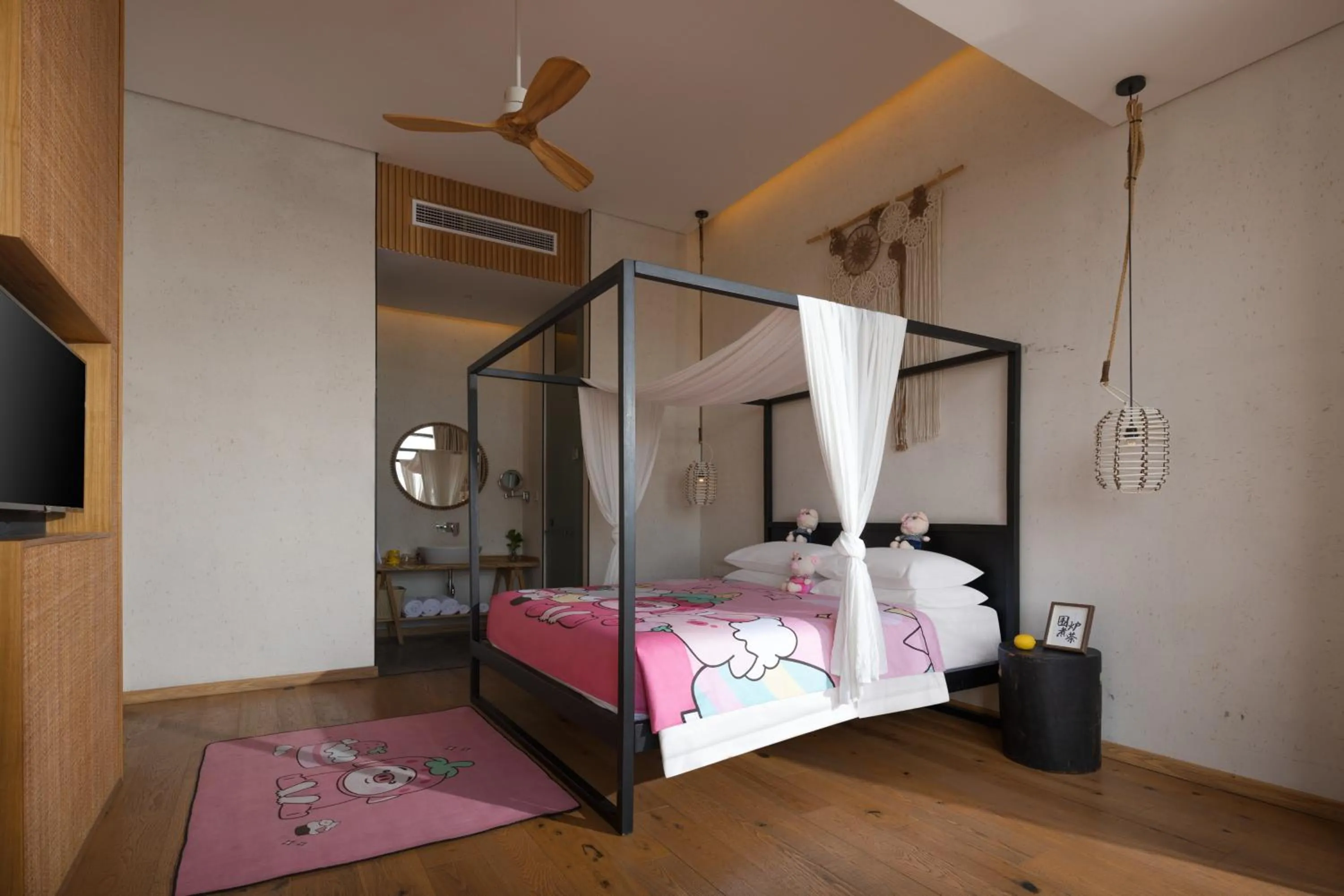 Bed in Manli Hotel Shanghai Pudong Airport Branch -Provide free shuttle buses to Pudong Airport and Disneyland