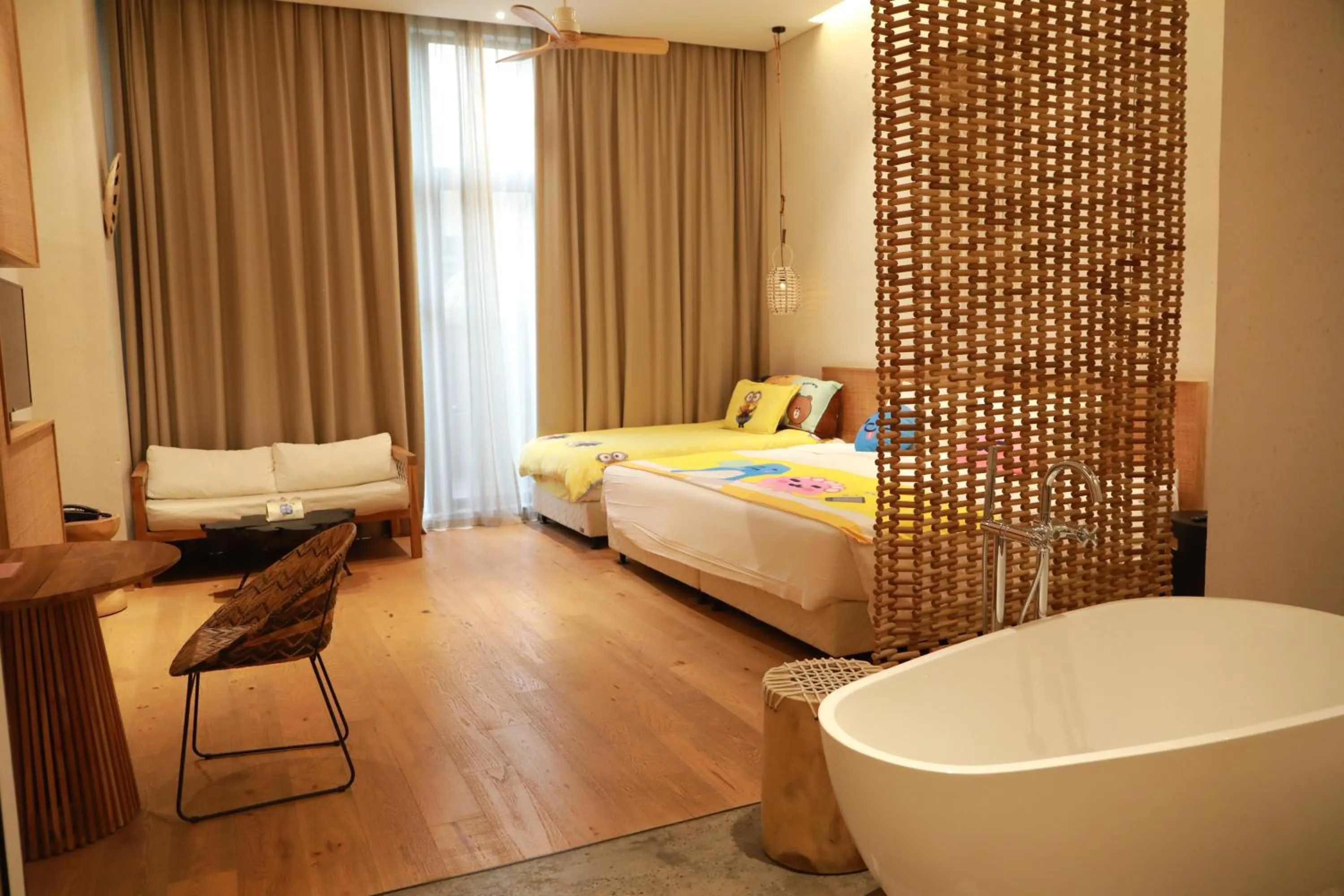 Bed in Manli Hotel Shanghai Pudong Airport Branch -Provide free shuttle buses to Pudong Airport and Disneyland