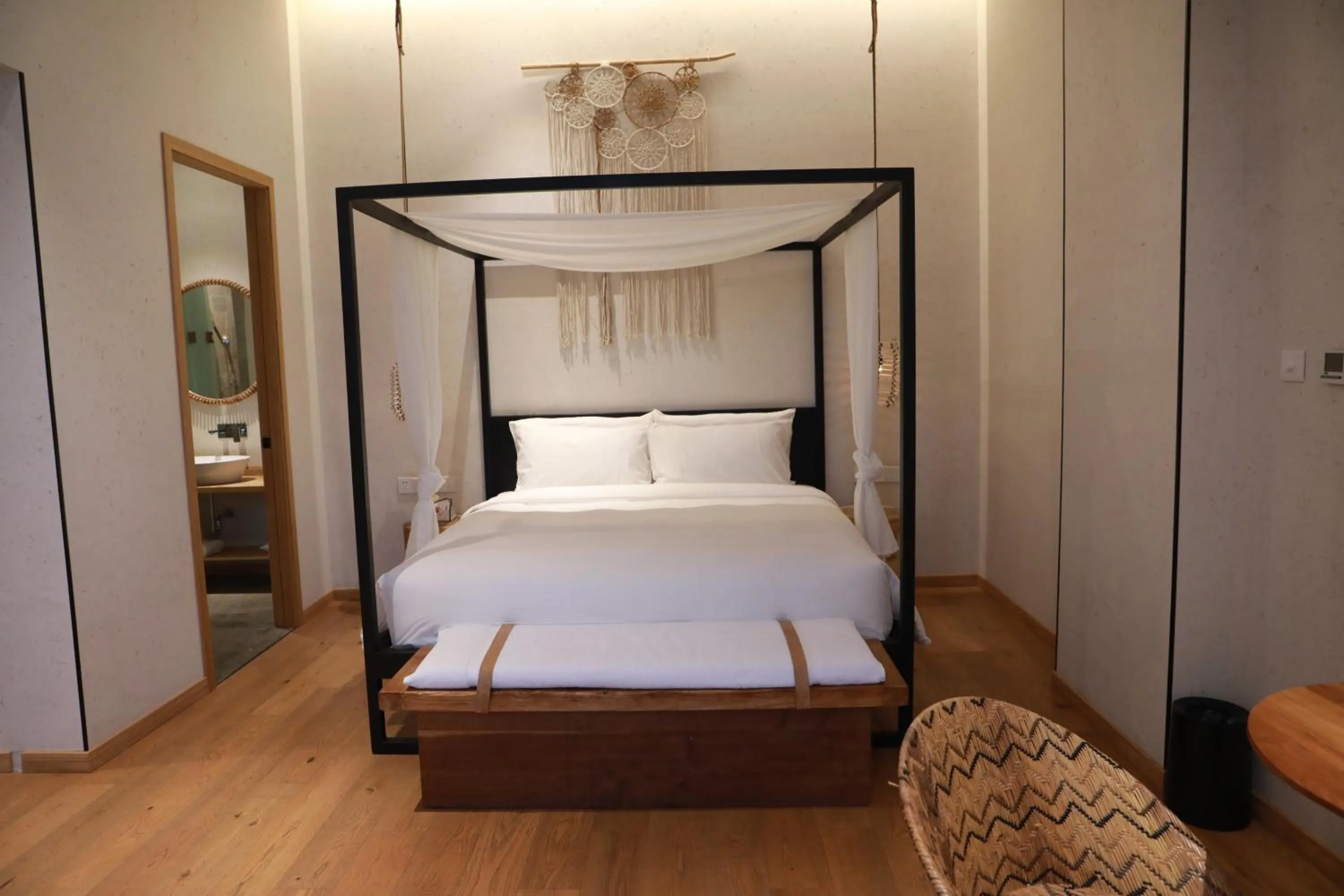 Bed in Manli Hotel Shanghai Pudong Airport Branch -Provide free shuttle buses to Pudong Airport and Disneyland