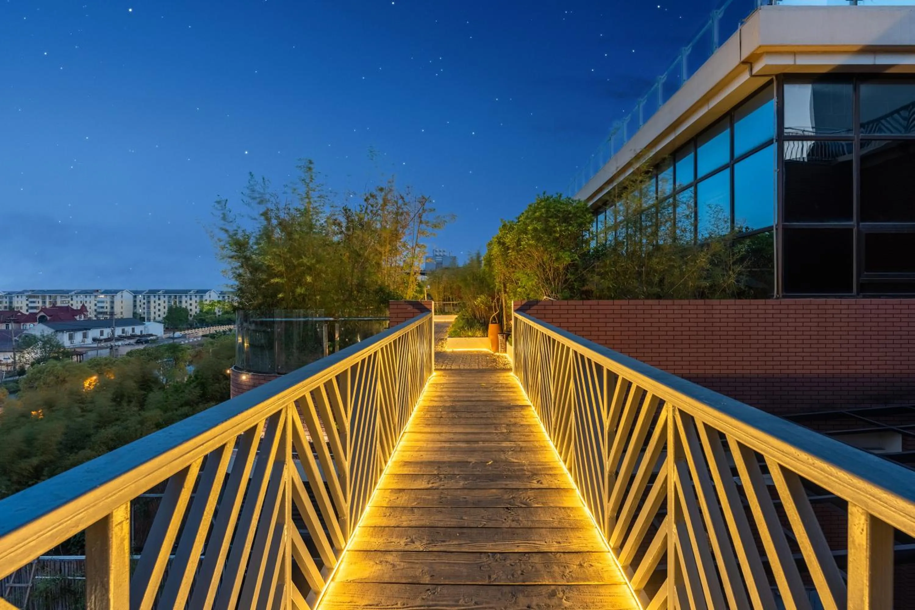 River view in Manli Hotel Shanghai Pudong Airport Branch -Provide free shuttle buses to Pudong Airport and Disneyland