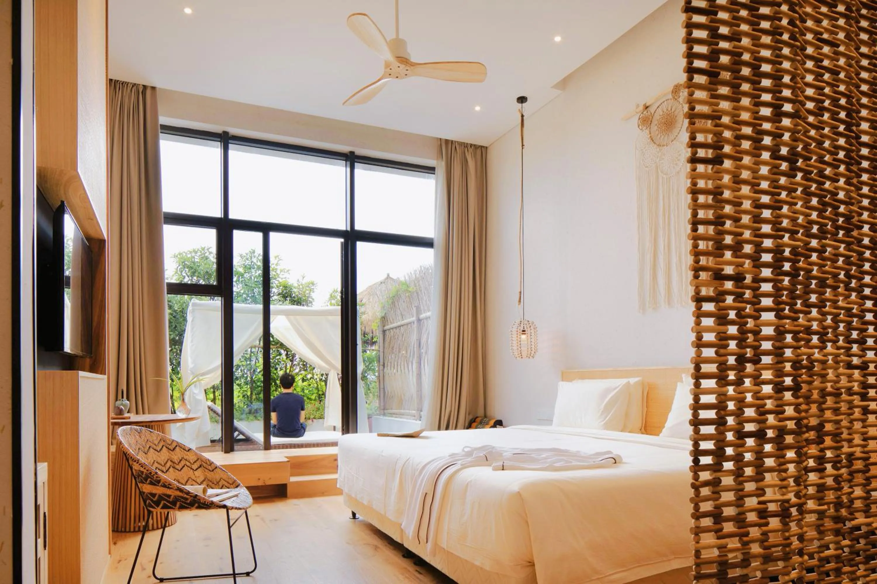 Photo of the whole room, Bed in Manli Hotel Shanghai Pudong Airport Branch -Provide free shuttle buses to Pudong Airport and Disneyland