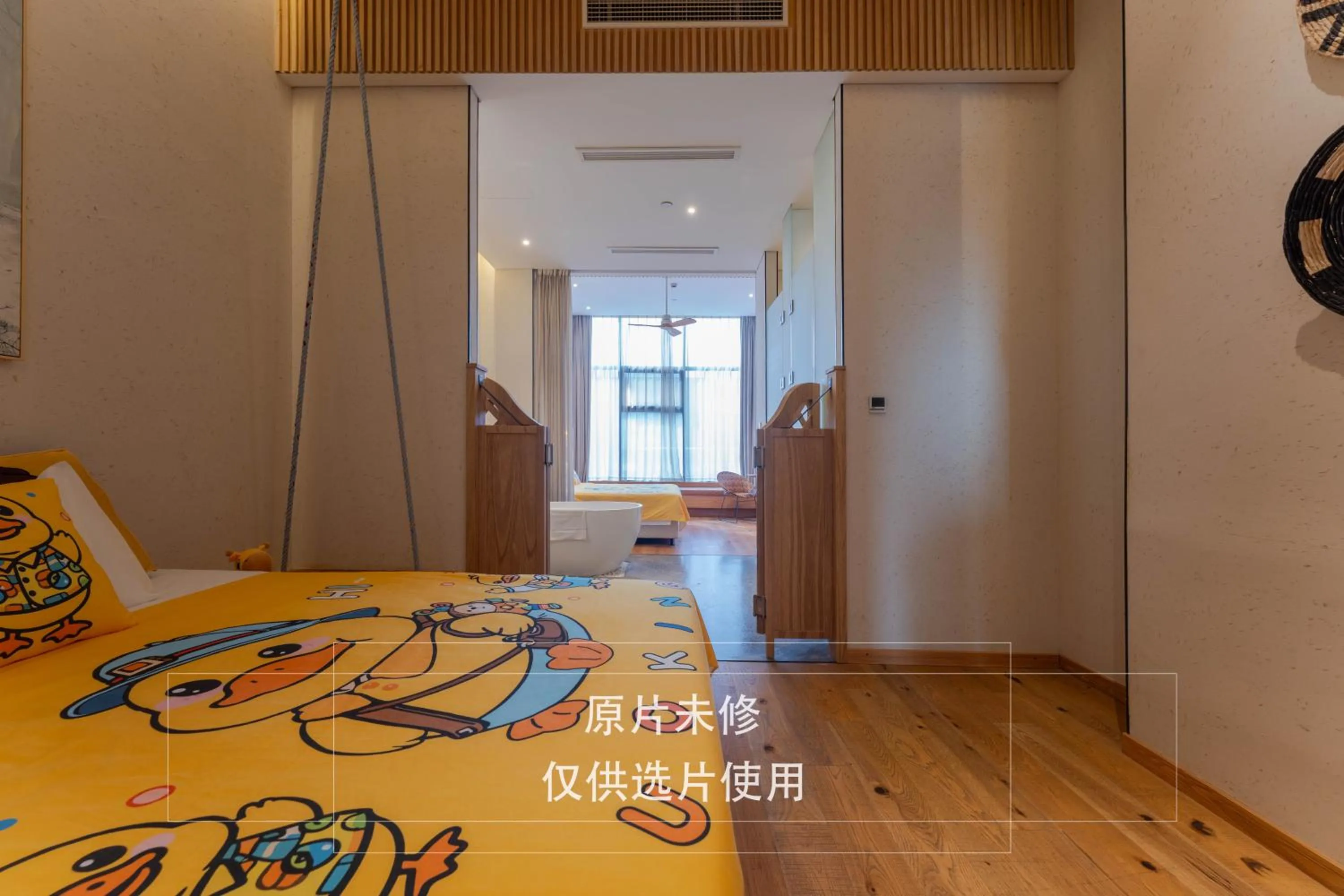 Bed in Manli Hotel Shanghai Pudong Airport Branch -Provide free shuttle buses to Pudong Airport and Disneyland