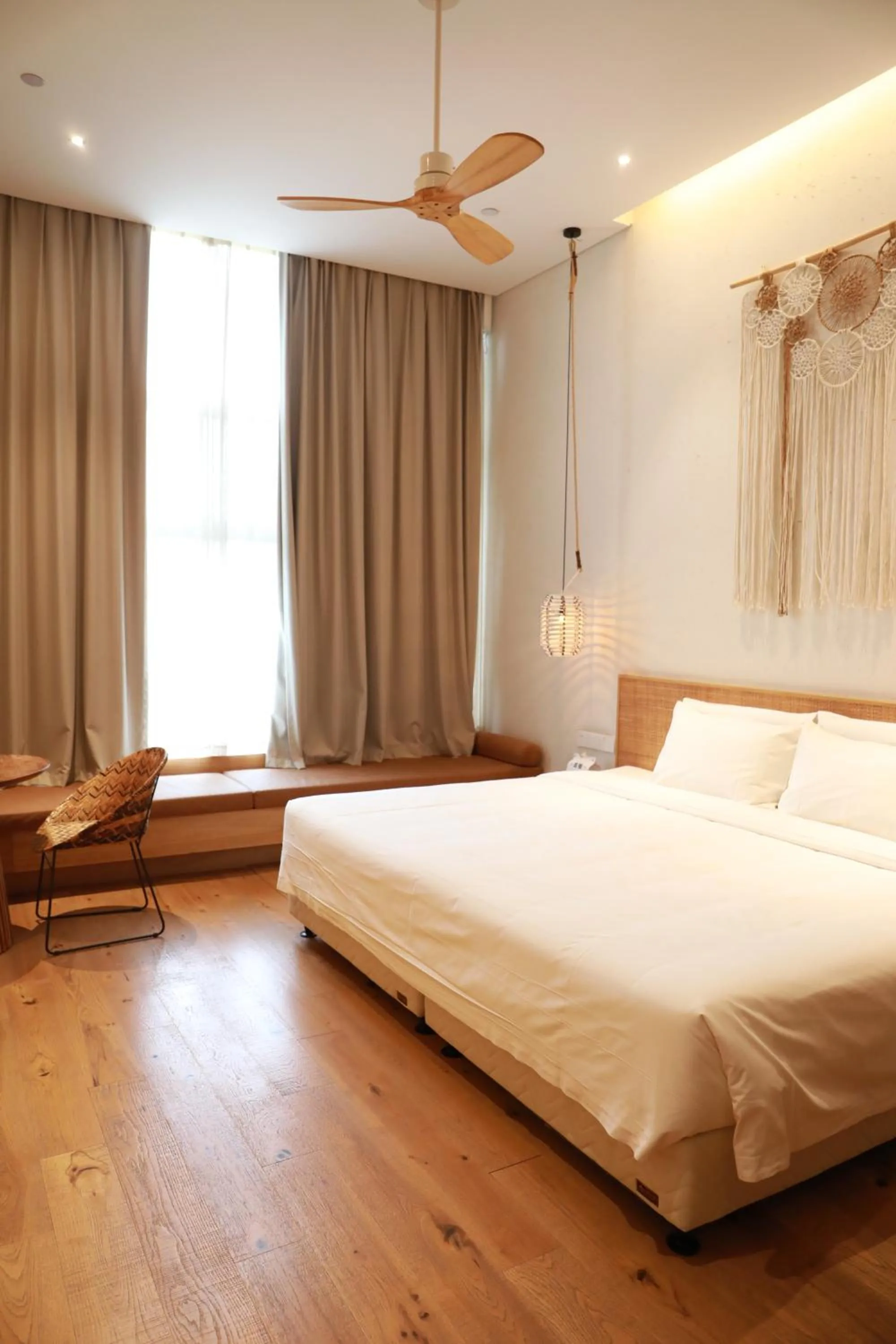 Bed in Manli Hotel Shanghai Pudong Airport Branch -Provide free shuttle buses to Pudong Airport and Disneyland