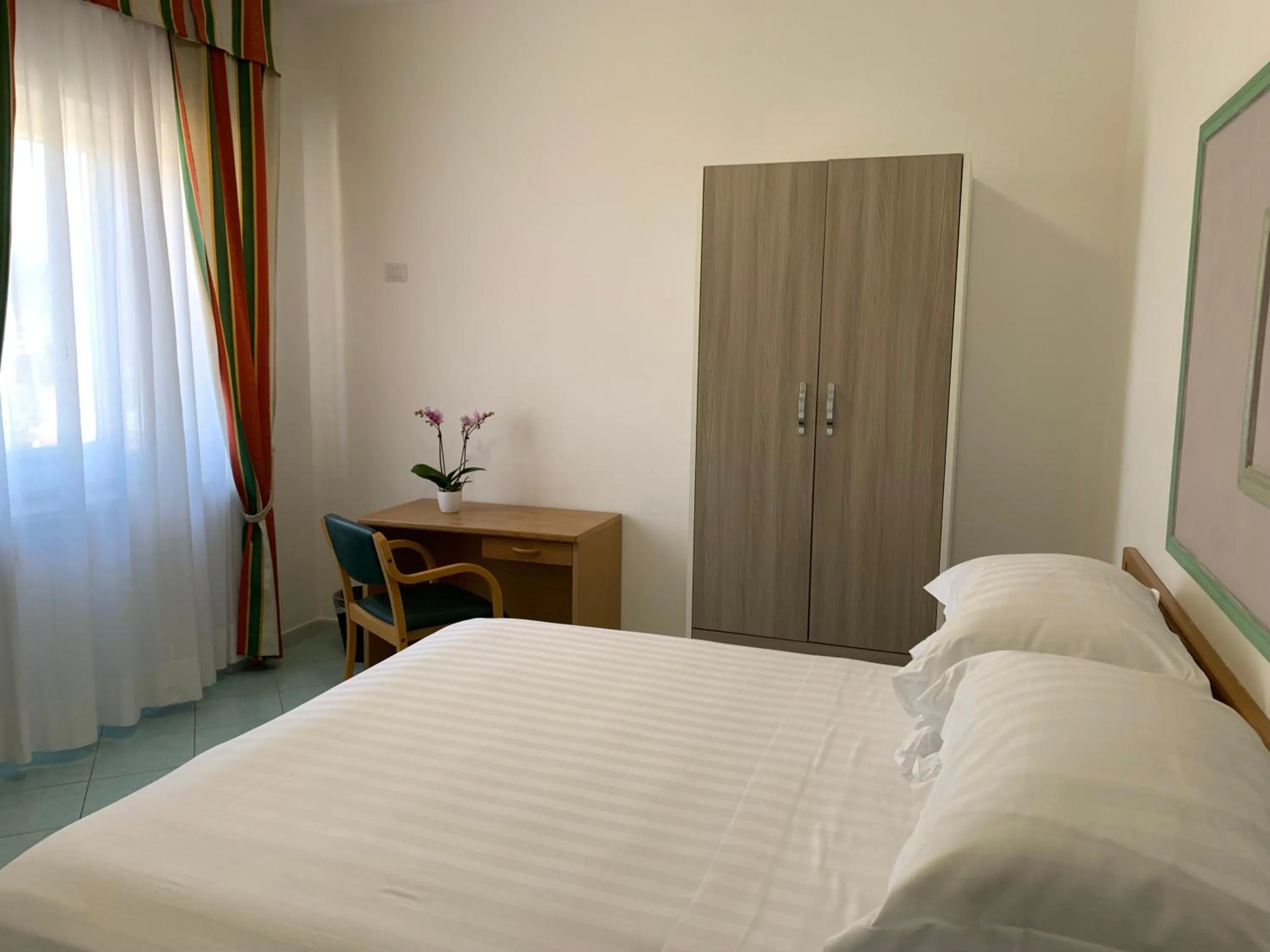 Bedroom, Bed in Hotel Conte