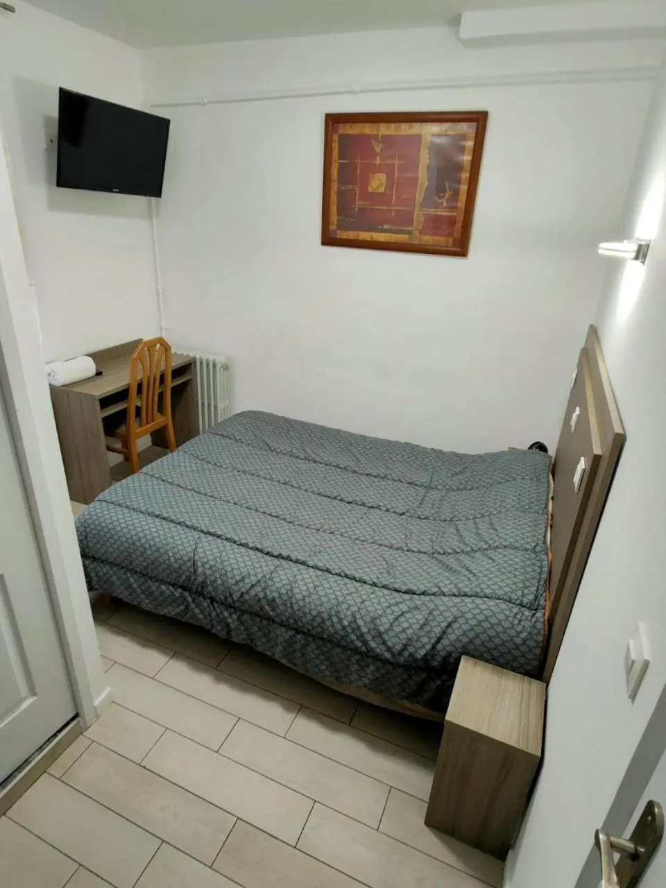 Bedroom in Terminus Fontainebleau Avon