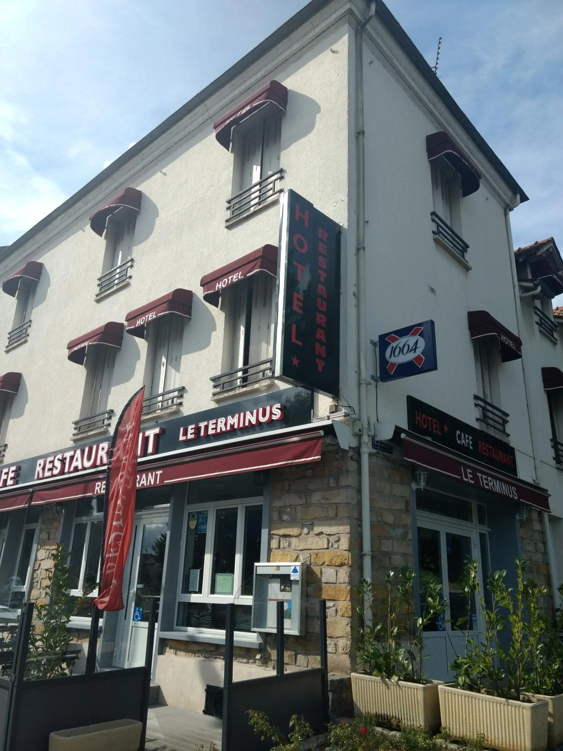 Property building in Terminus Fontainebleau Avon