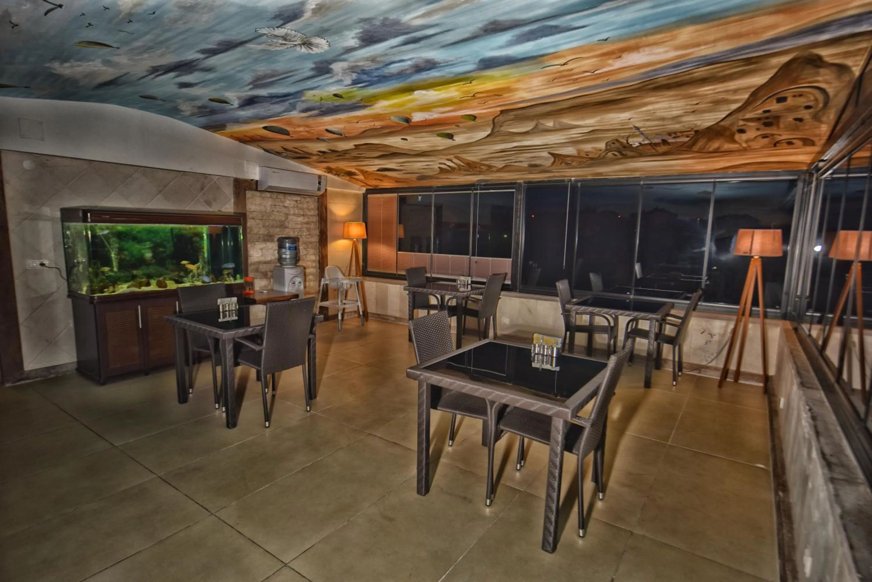 Restaurant/places to eat in EL NAZAR STONE SUİTE