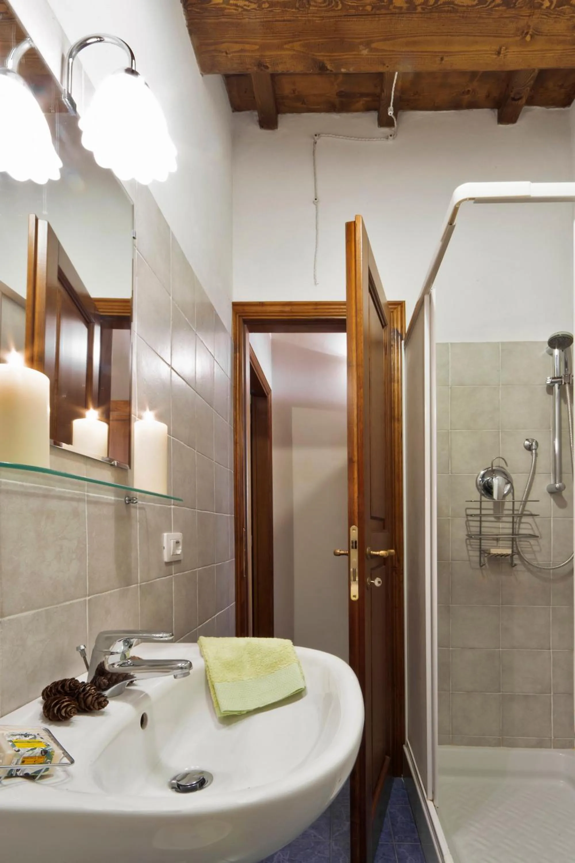 Bathroom in Castello di Pratelli
