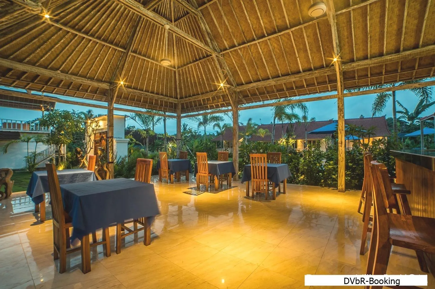 Restaurant/places to eat in Dayung Villas By Reccoma