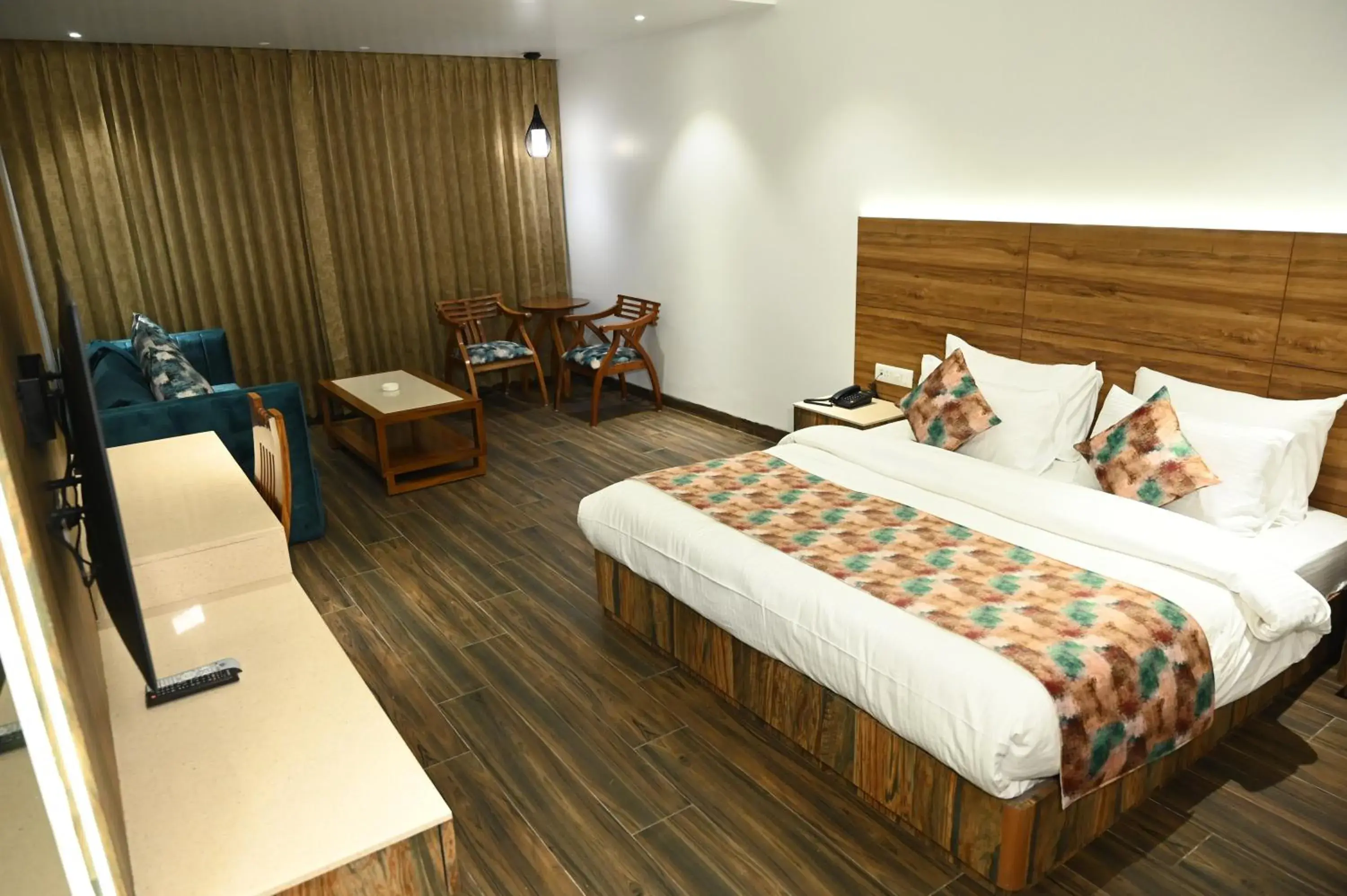 Bedroom, Bed in Hotel Lawrence Bedroom, Bed in Hotel Lawrence