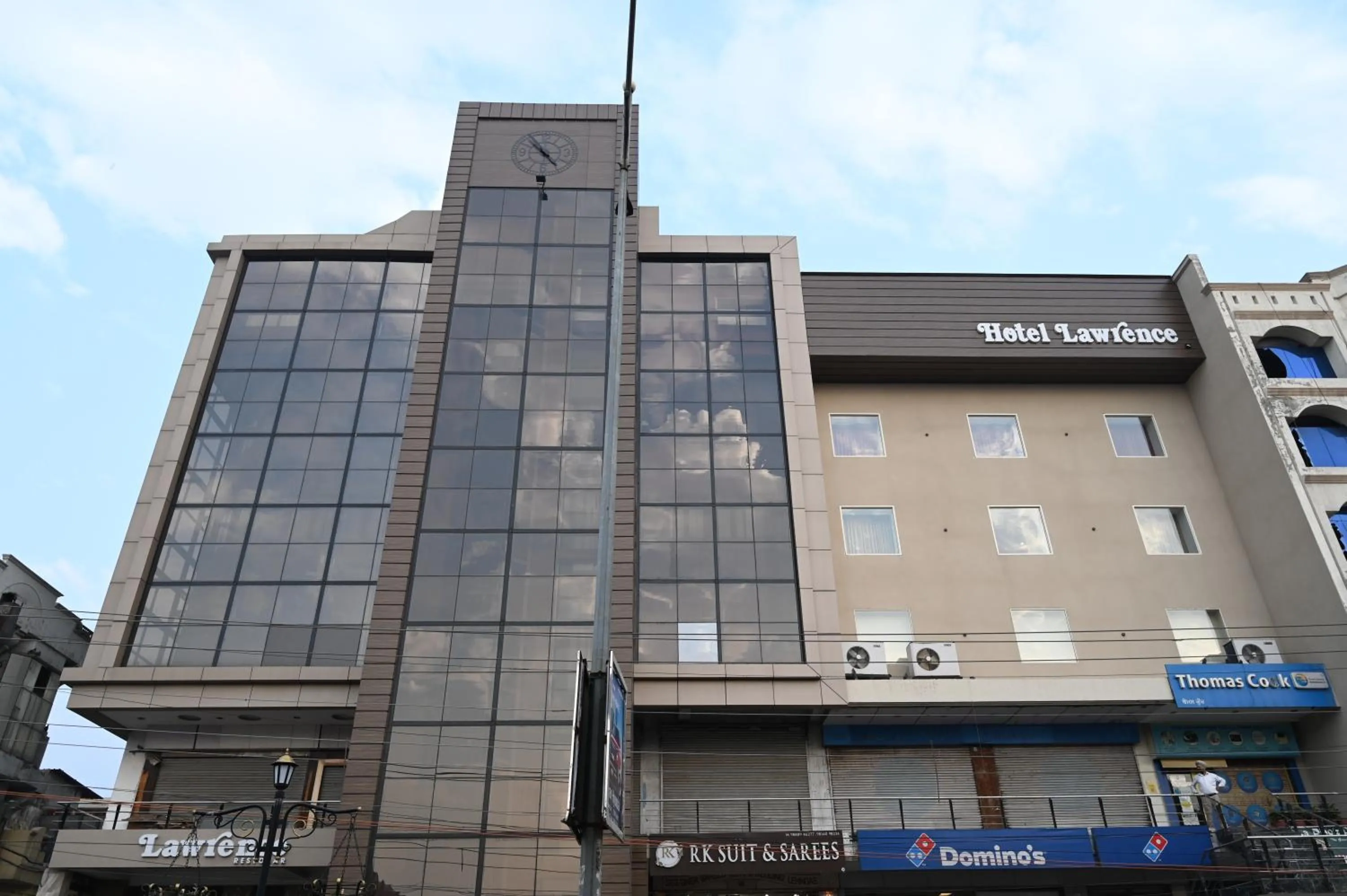 Property building in Hotel Lawrence