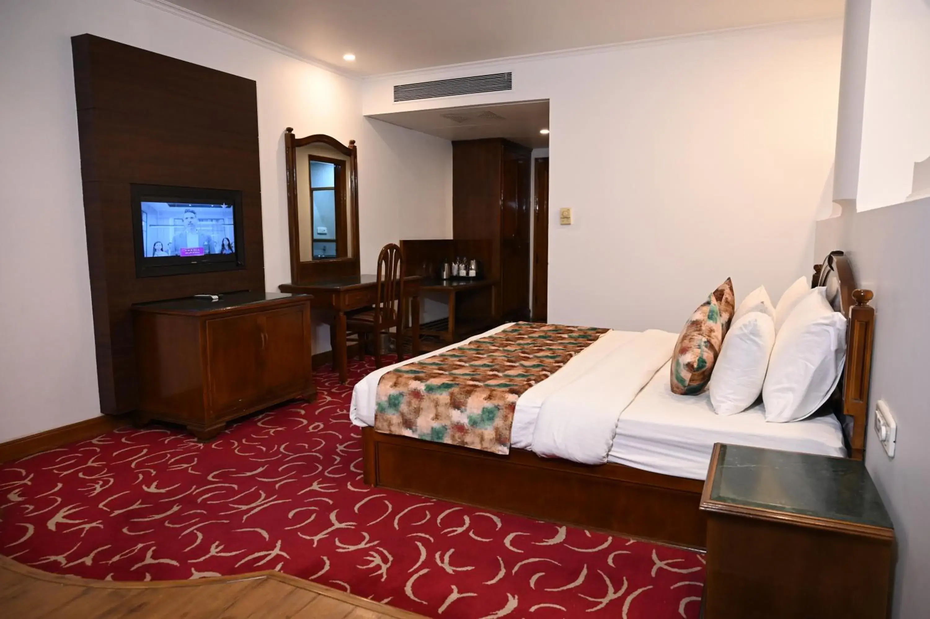 Bedroom, Bed in Hotel Lawrence Bedroom, Bed in Hotel Lawrence