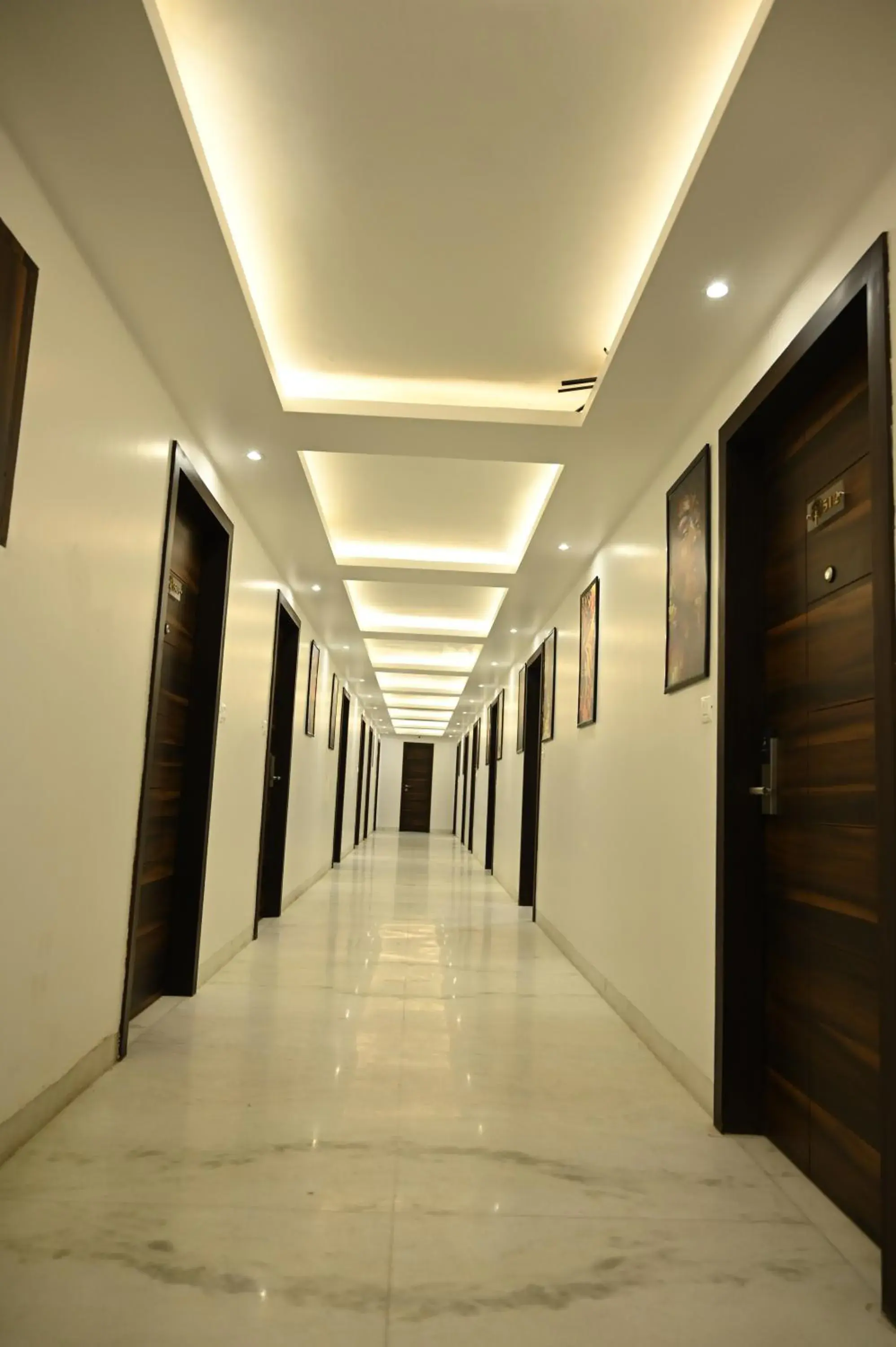 Property building in Hotel Lawrence Property building in Hotel Lawrence