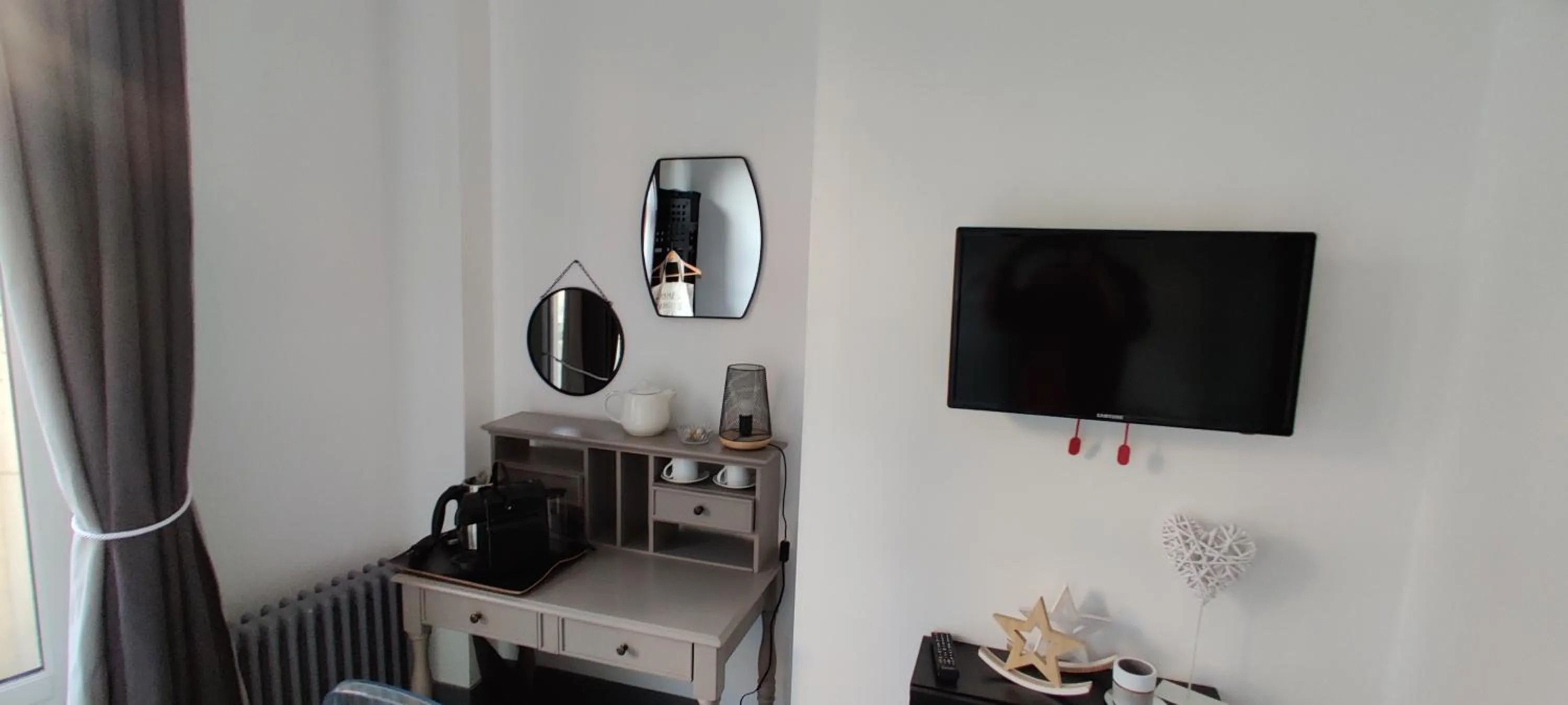 Bedroom in La Villa 30