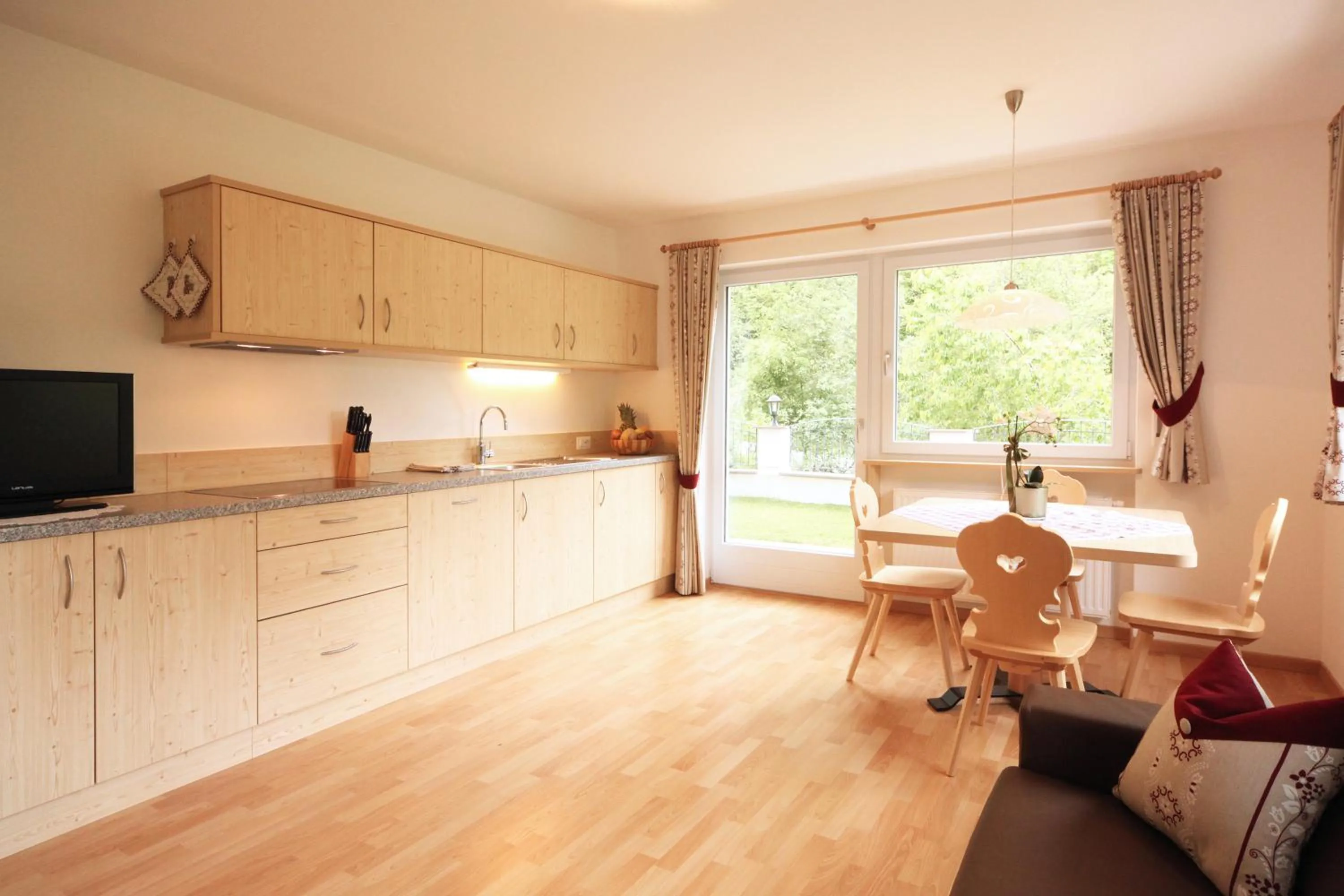 Kitchen or kitchenette in Villa Otto