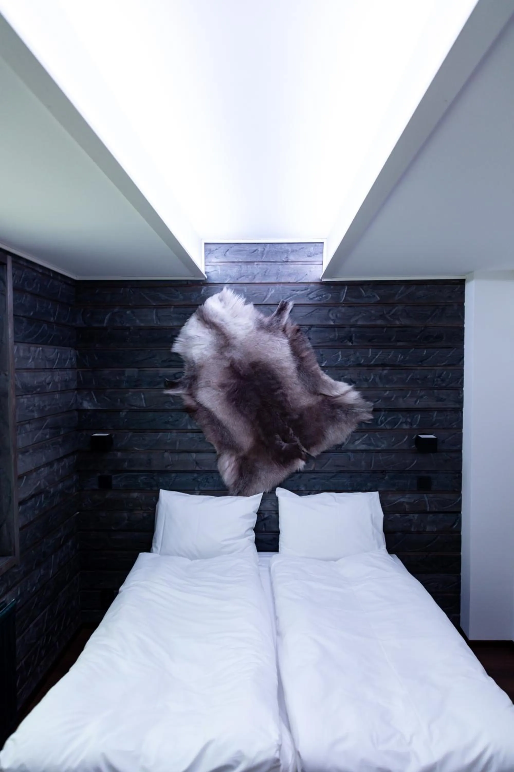 Bed in Hotel Metsähirvas