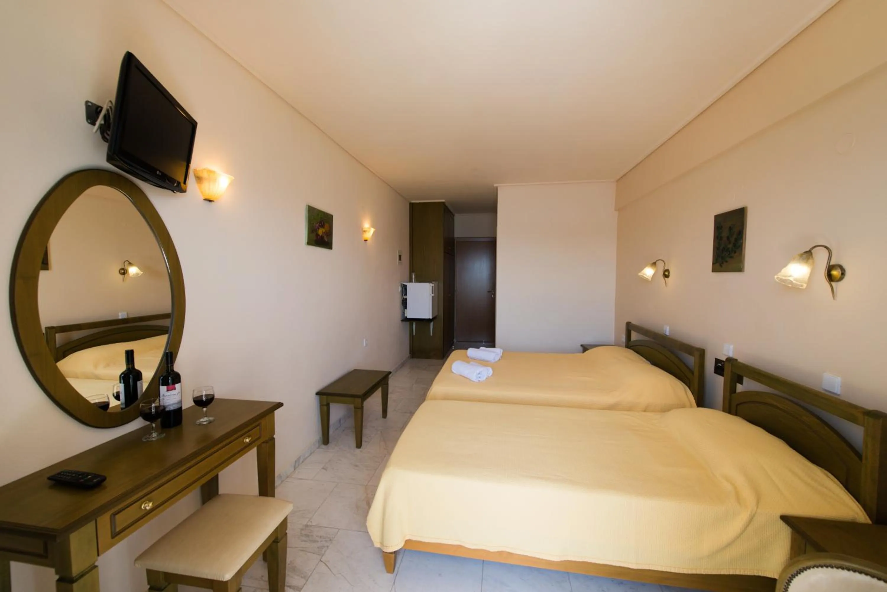 Bedroom, Bed in Hotel Niras