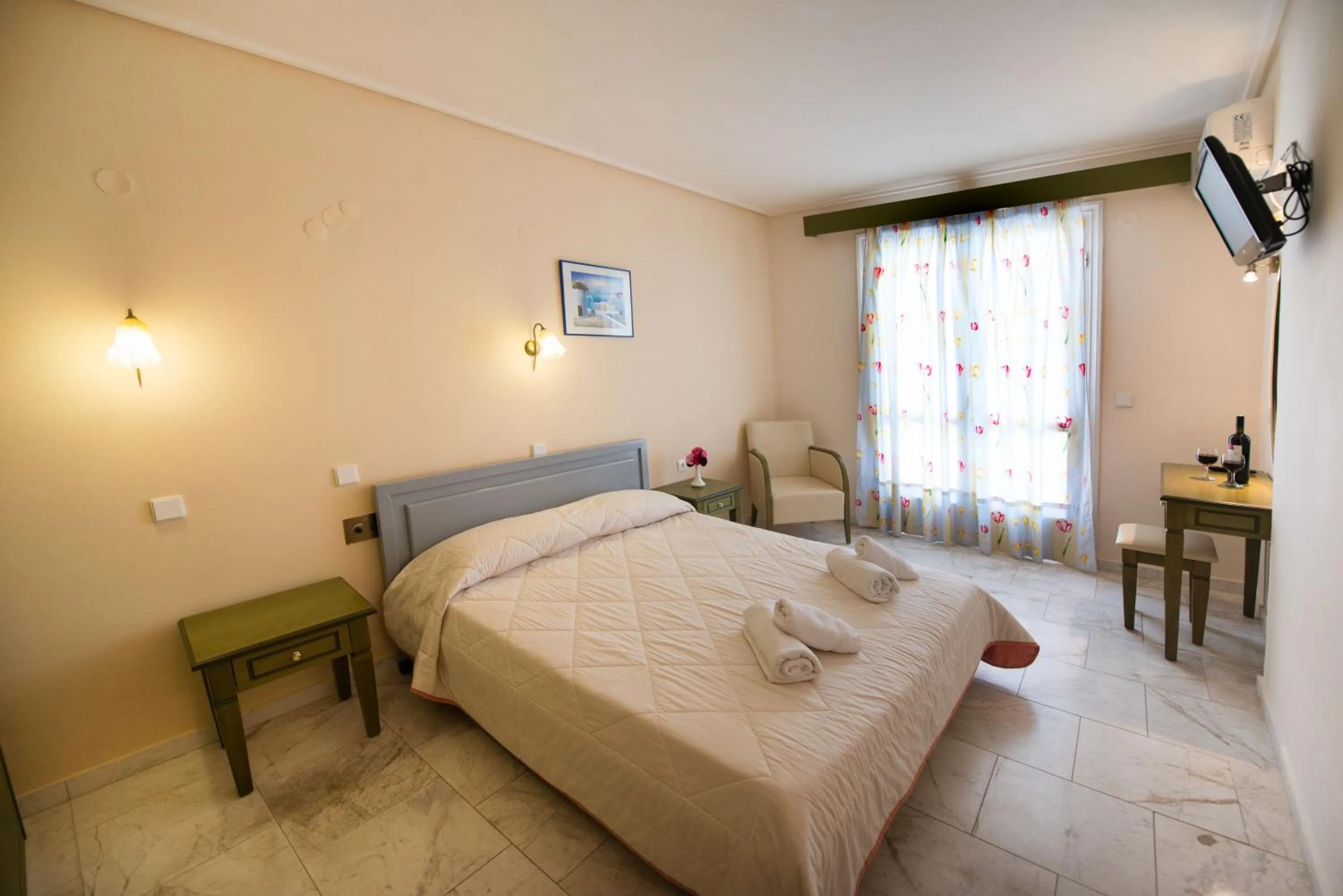 Bedroom, Bed in Hotel Niras