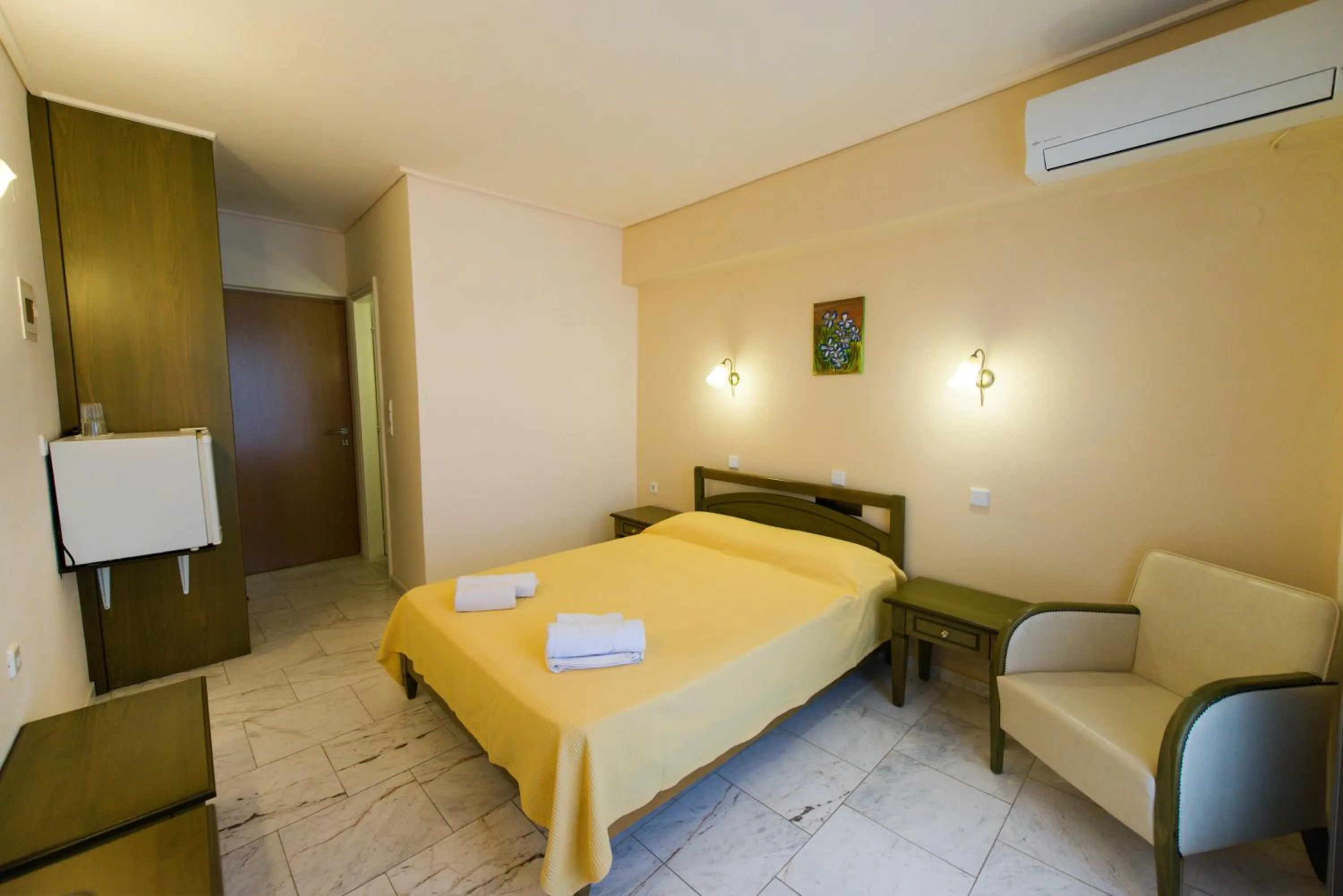 Bedroom, Bed in Hotel Niras