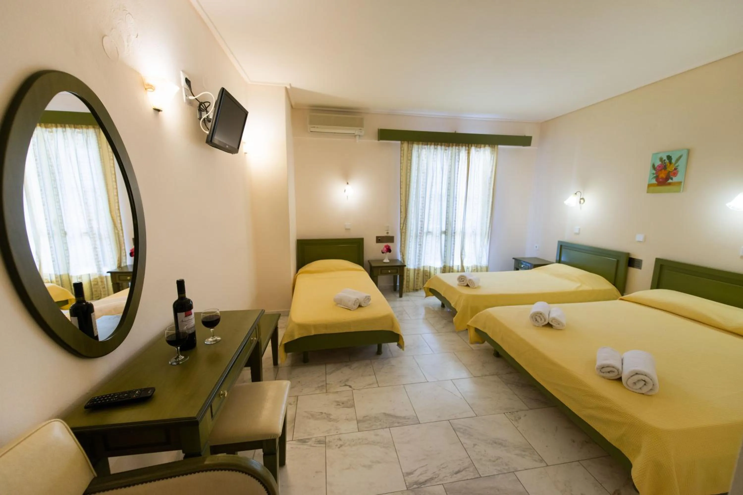 Photo of the whole room, Bed in Hotel Niras