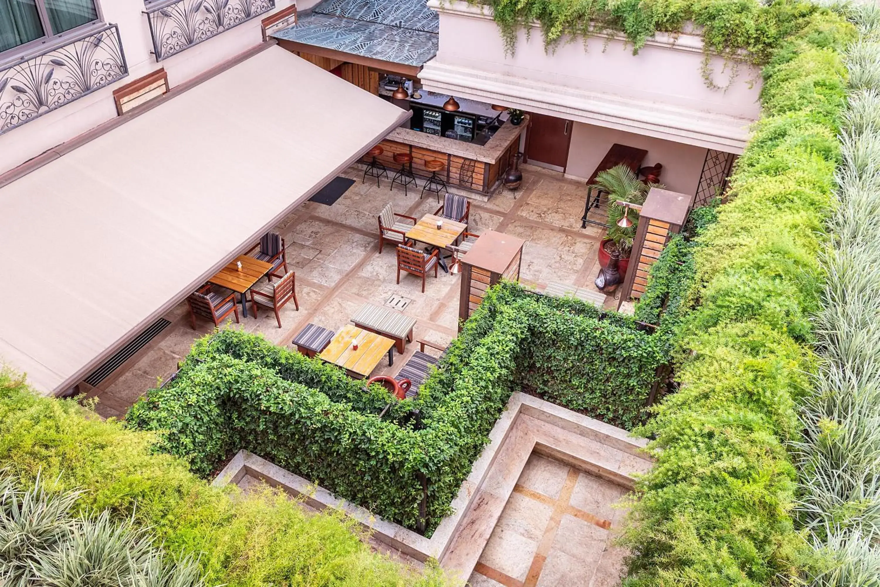 Restaurant/places to eat in Nairobi Serena Hotel Restaurant/places to eat in Nairobi Serena Hotel