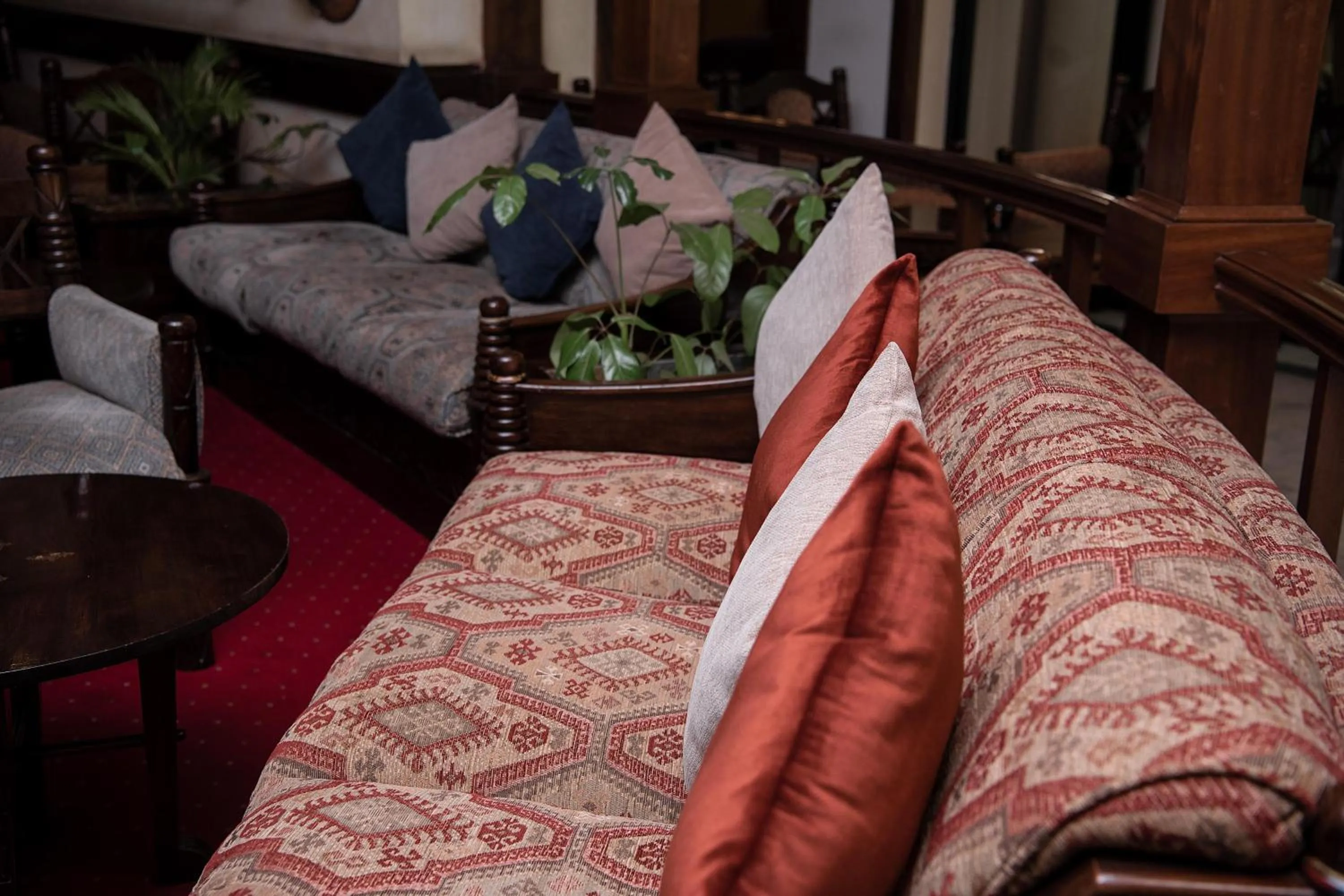 Seating area, Bed in Nairobi Serena Hotel