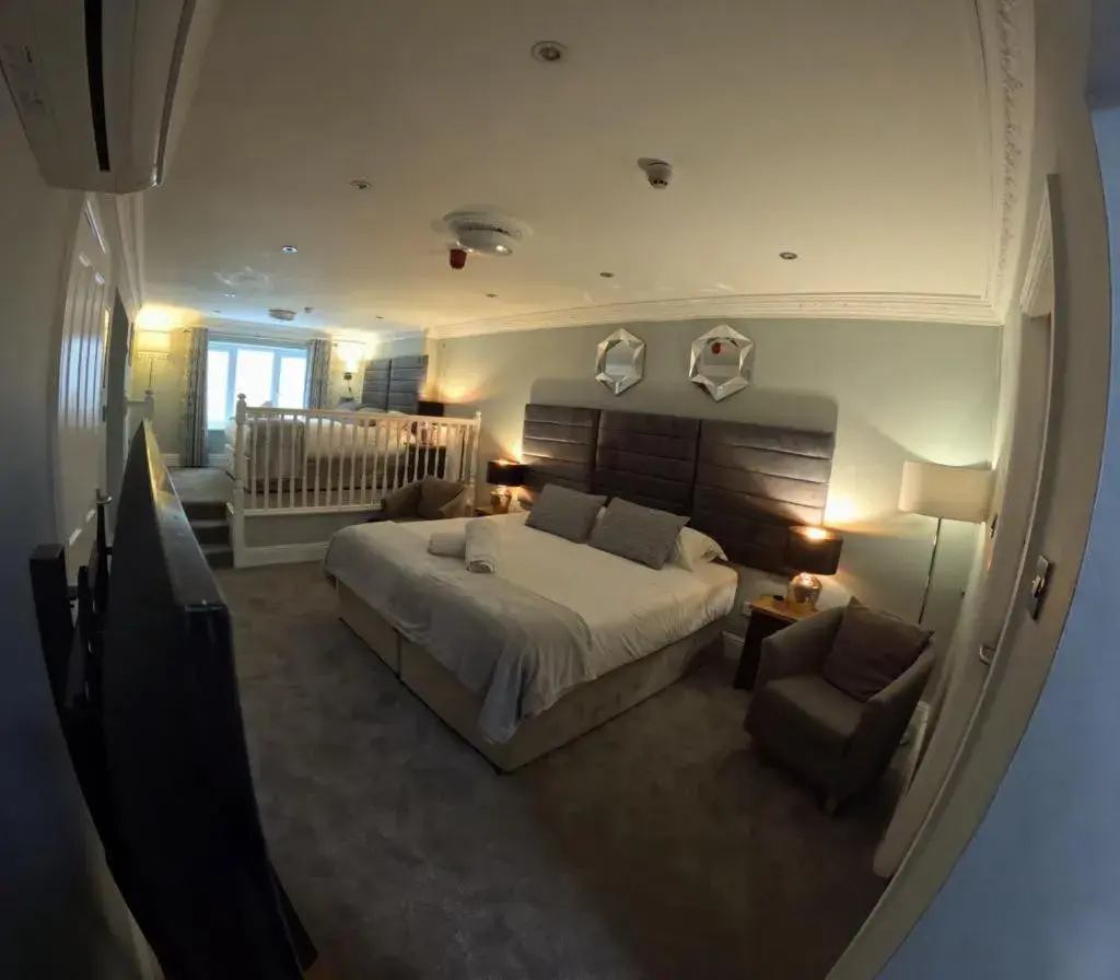 Classic Quadruple Room in Ellan Vannin Hotel Classic Quadruple Room in Ellan Vannin Hotel