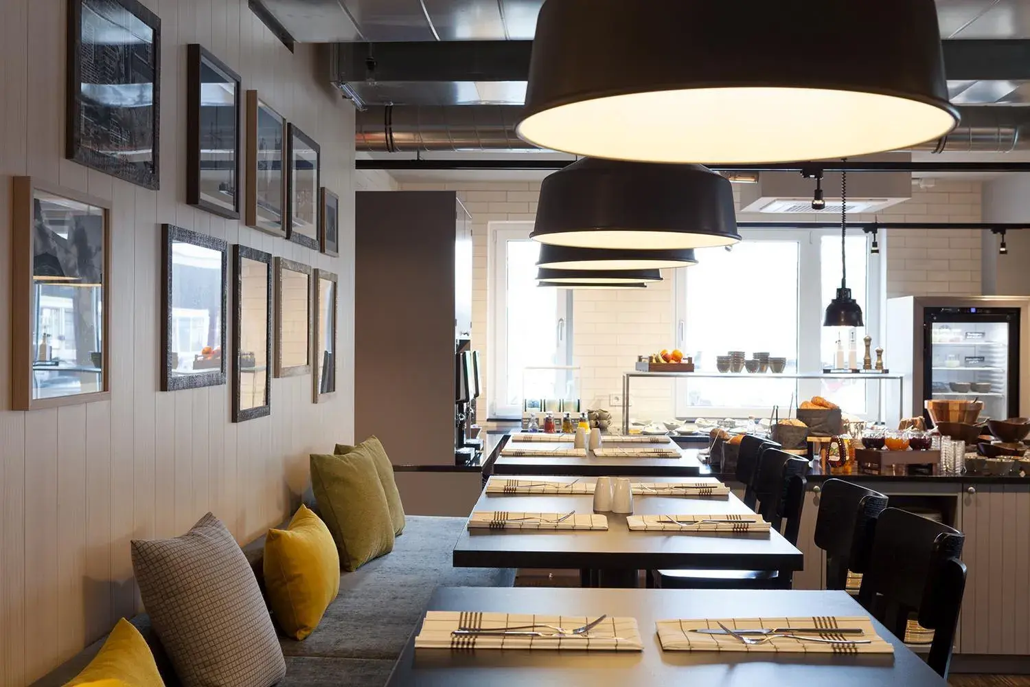 Breakfast in Vienna House Easy by Wyndham Bremen City Apartments Breakfast in Vienna House Easy by Wyndham Bremen City Apartments