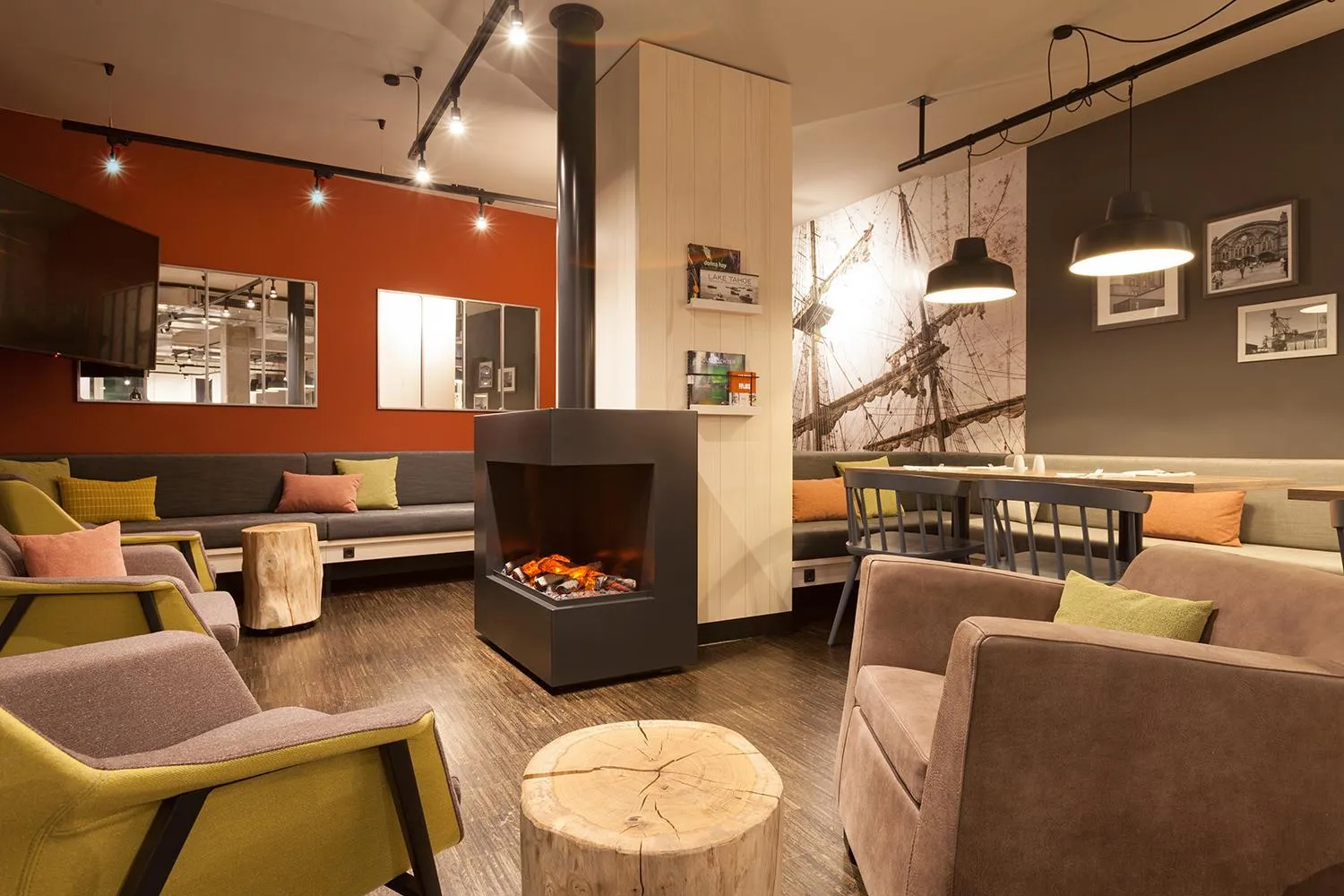 Lounge or bar in Vienna House Easy by Wyndham Bremen City Apartments