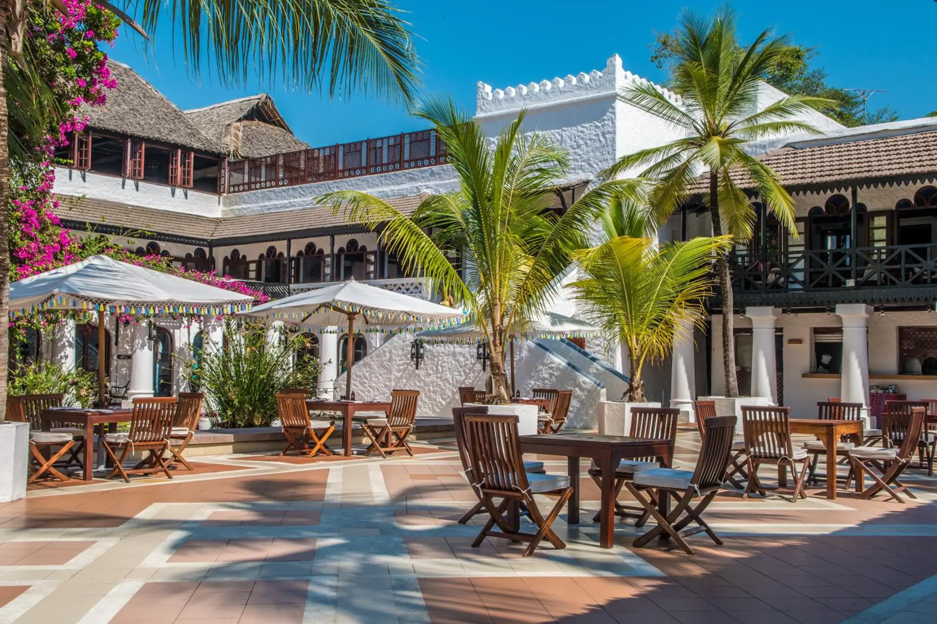 Restaurant/places to eat in Serena Beach Resort & Spa Restaurant/places to eat in Serena Beach Resort & Spa