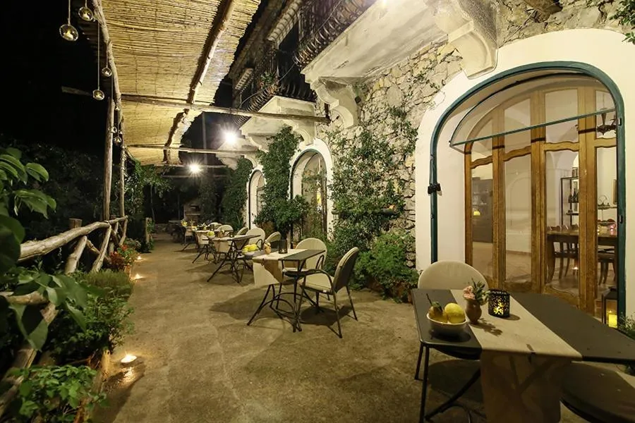 Patio in Colle dell'Ara