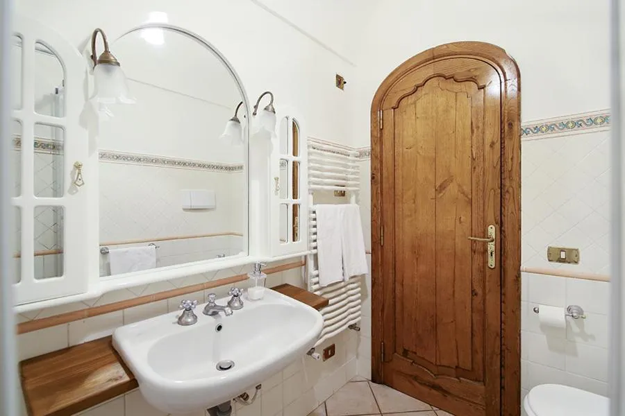 Bathroom in Colle dell'Ara