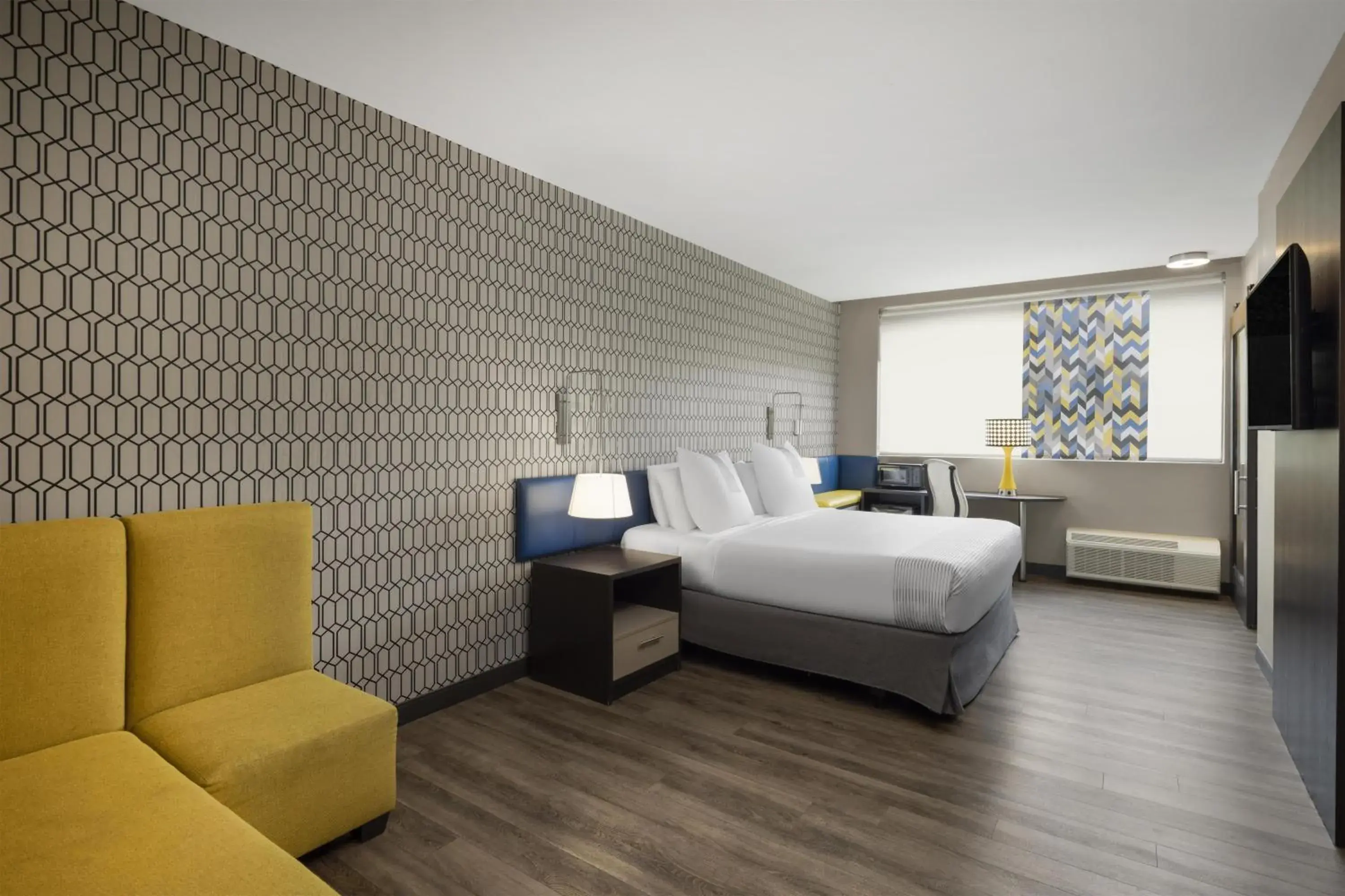 Bedroom, Bed in GLo Best Western Nashville Airport Bedroom, Bed in GLo Best Western Nashville Airport