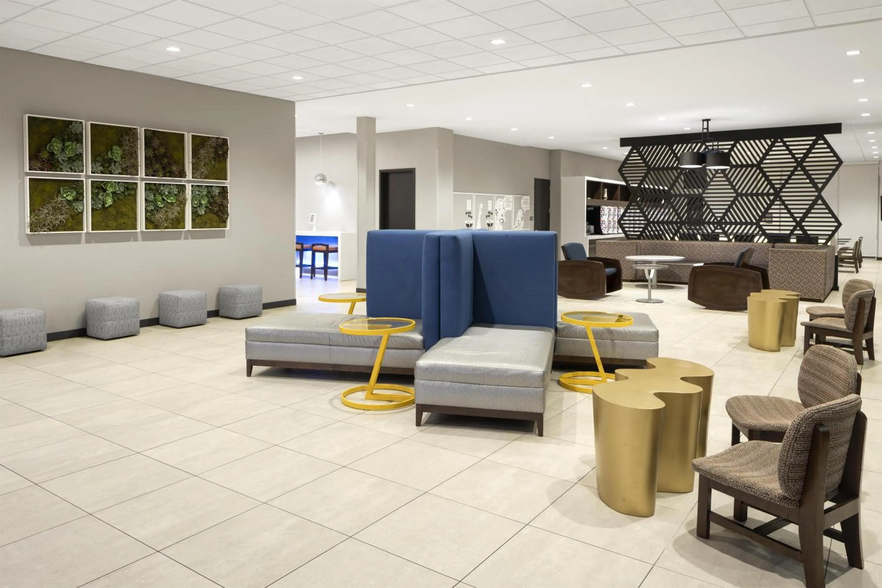 Lobby or reception in GLo Best Western Nashville Airport
