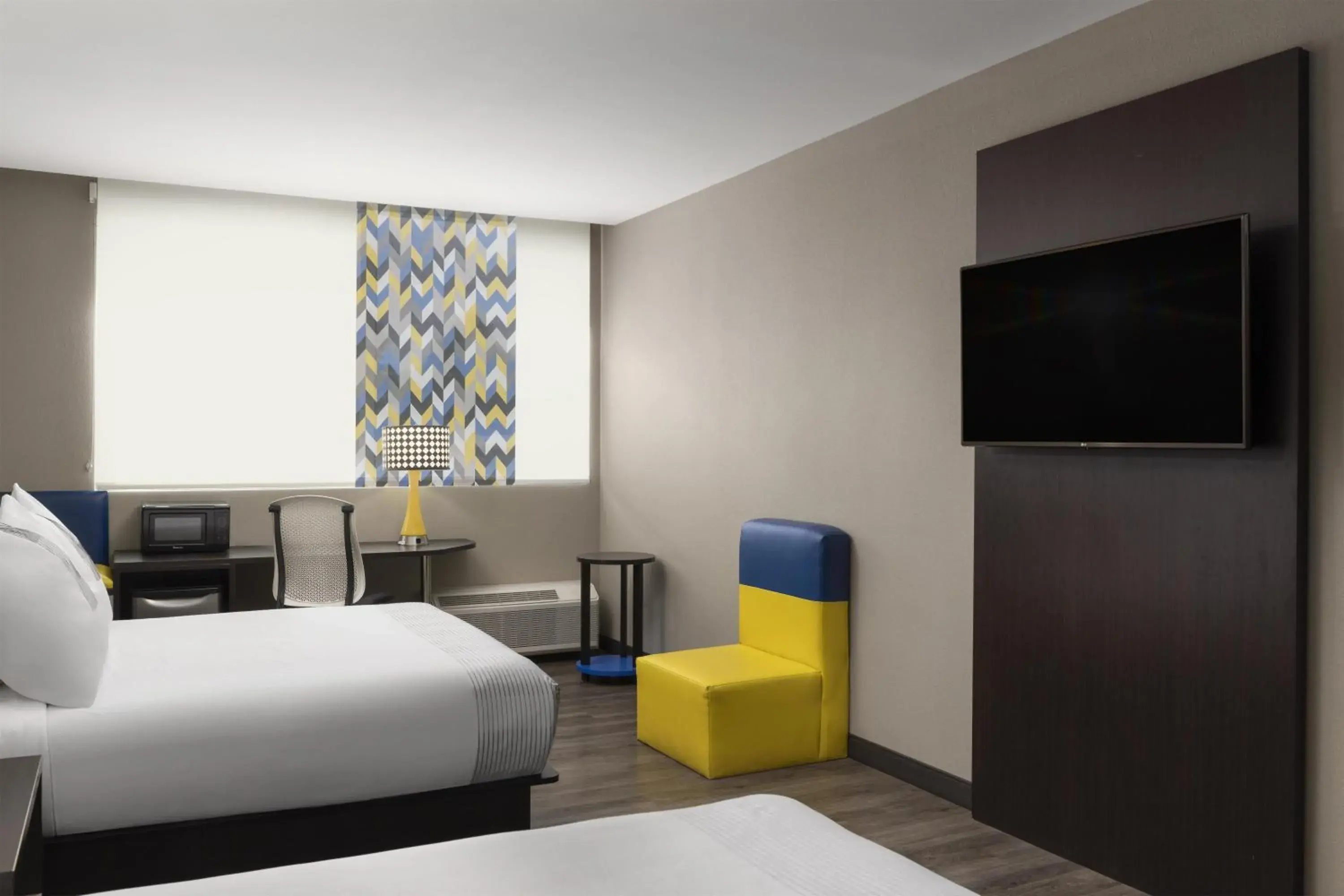 Bedroom, Bed in GLo Best Western Nashville Airport Bedroom, Bed in GLo Best Western Nashville Airport