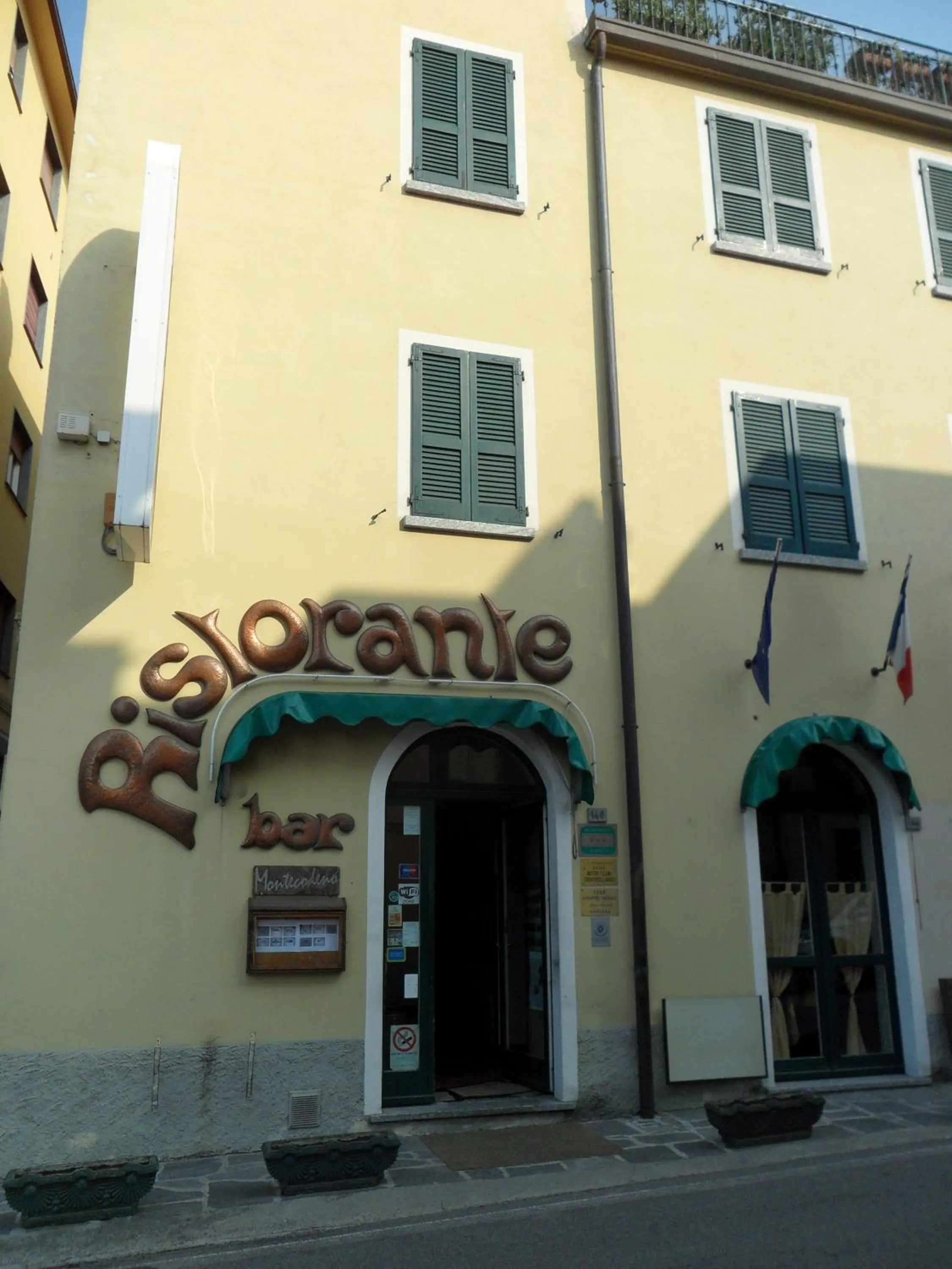 Facade/entrance in Hotel Montecodeno