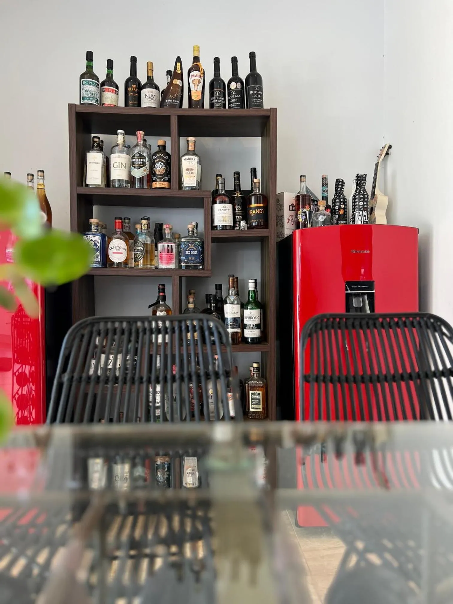 Lounge or bar in Peach on Beach Boutique Guesthouse