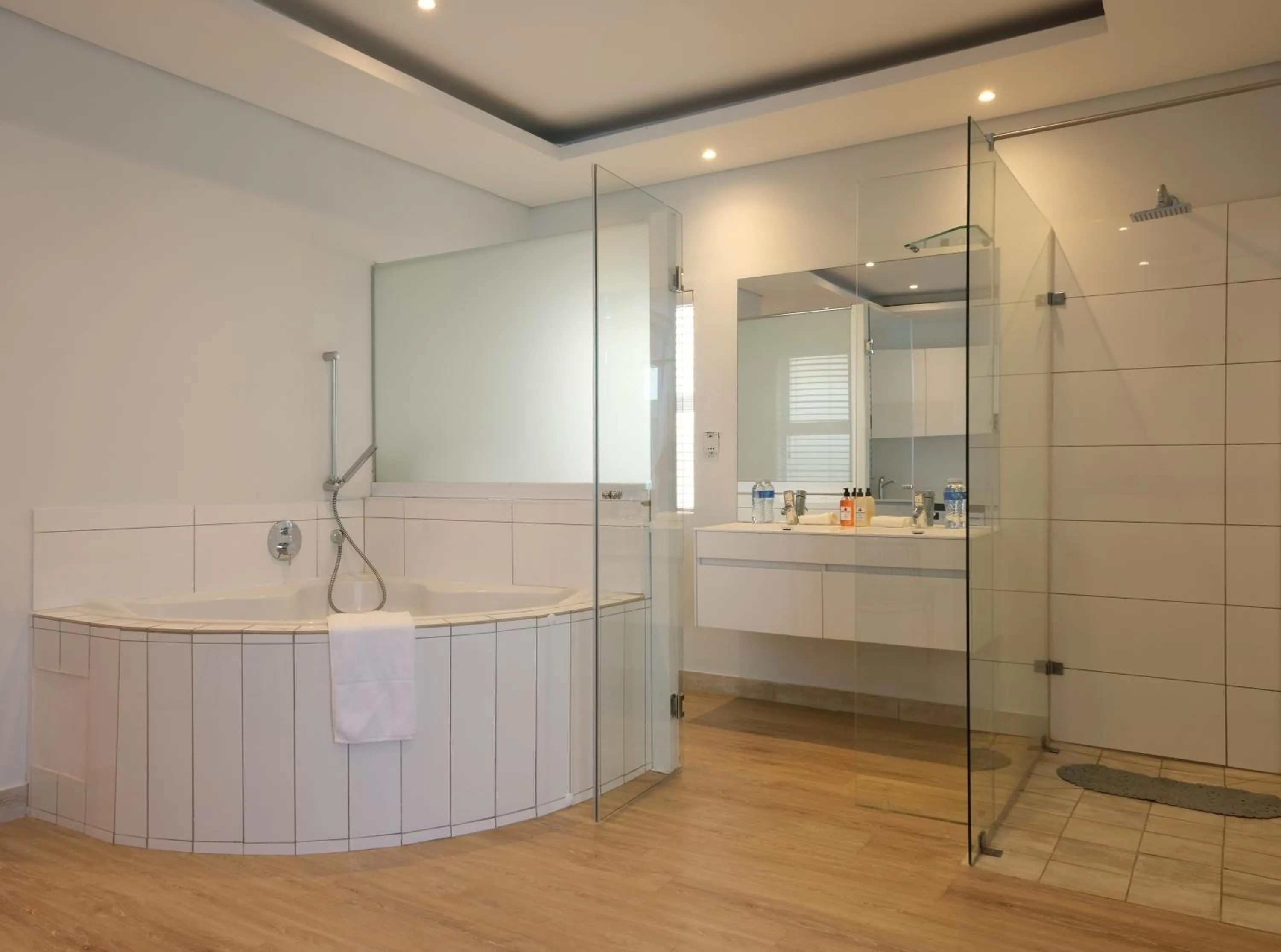 Bathroom in Peach on Beach Boutique Guesthouse