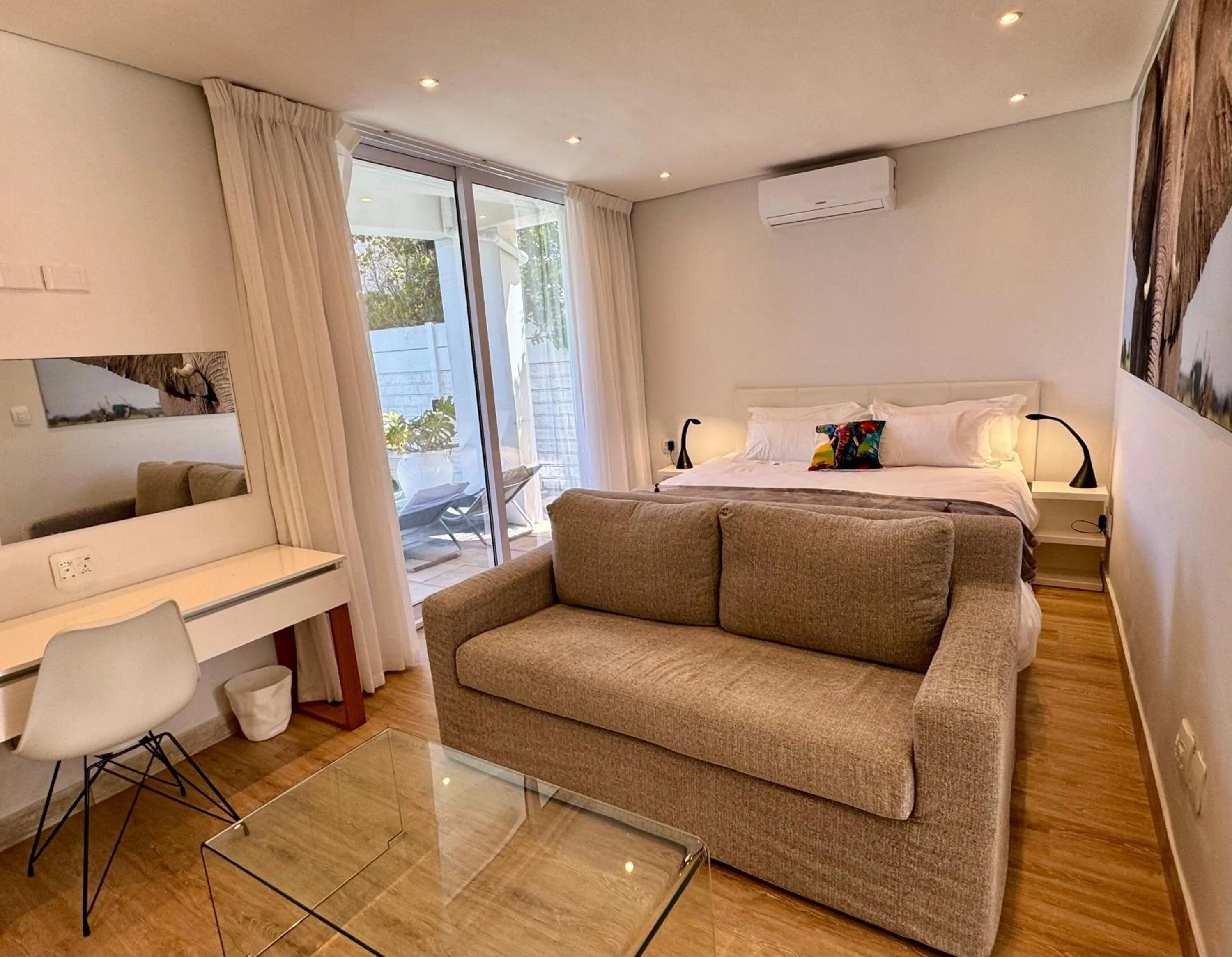 Bedroom in Peach on Beach Boutique Guesthouse