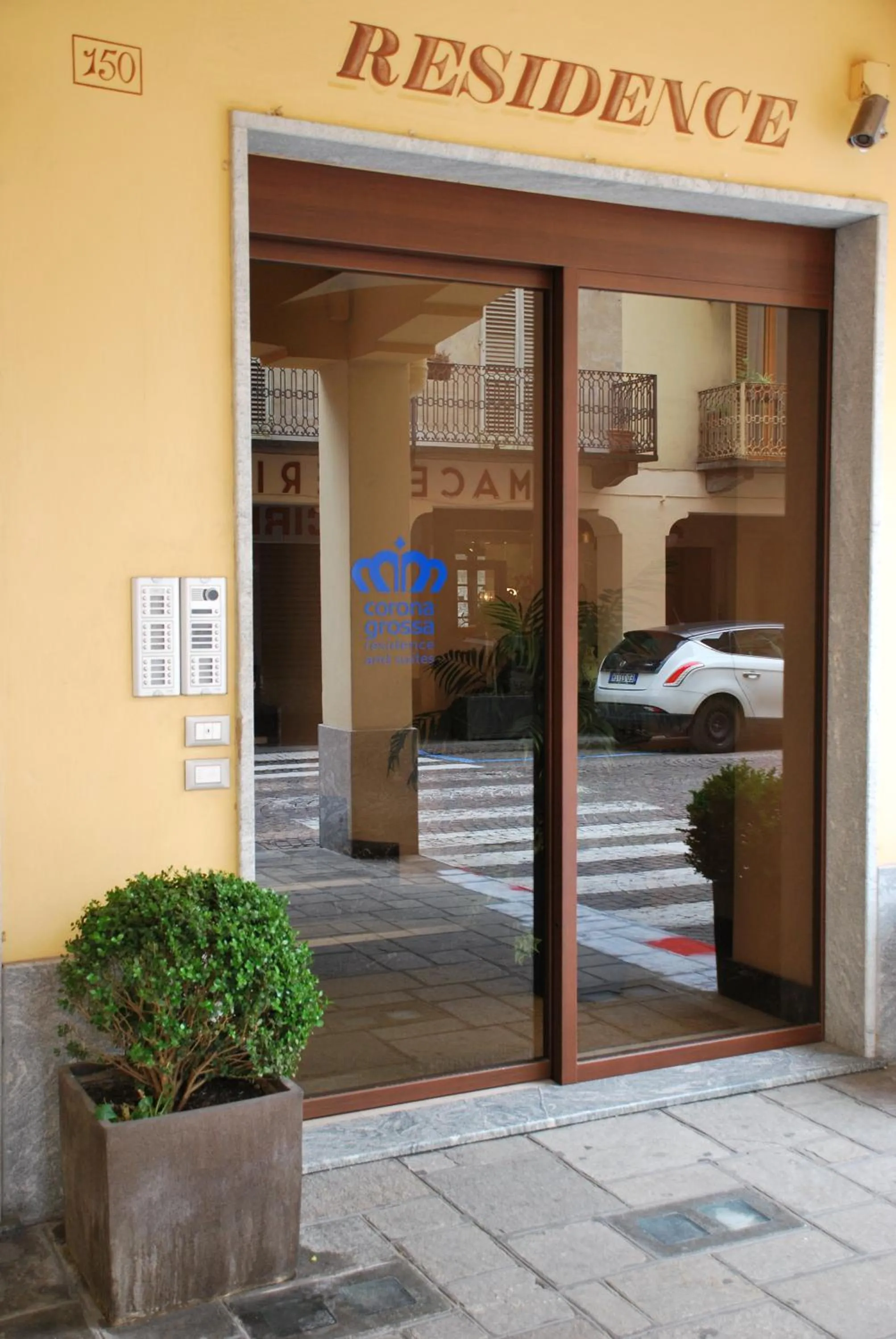 Facade/entrance in Residence Corona Grossa