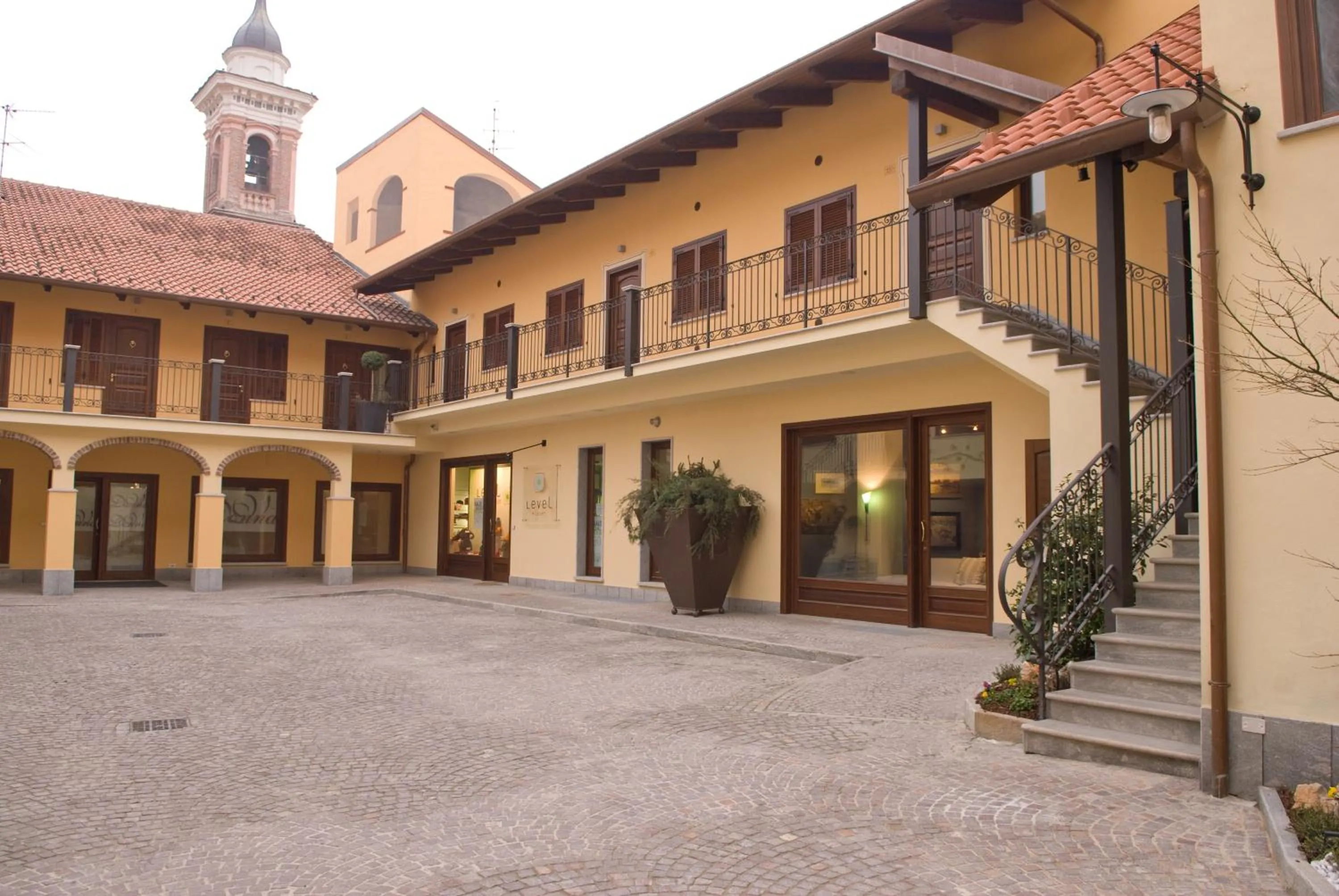 Shopping Area in Residence Corona Grossa
