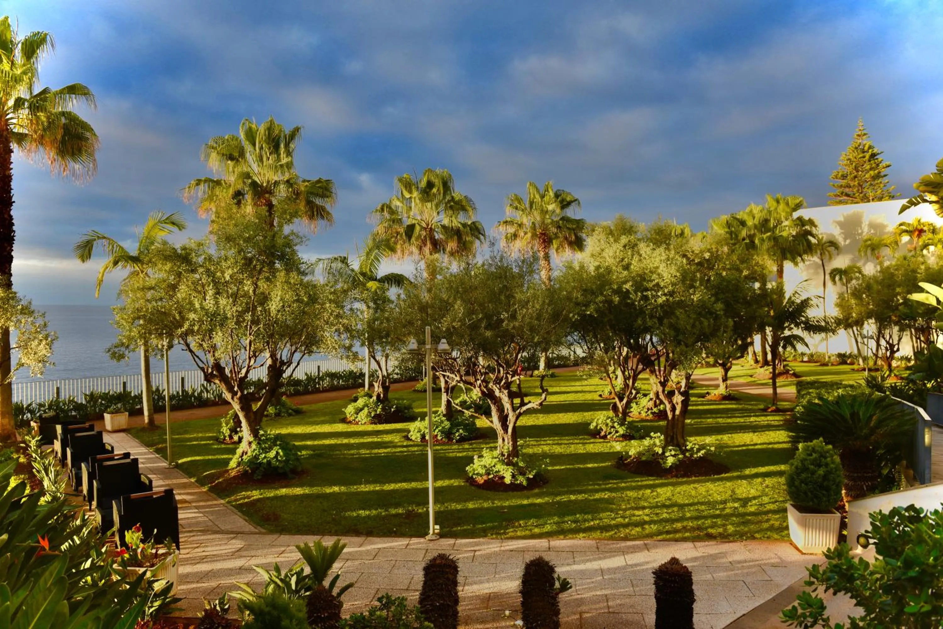 Garden in VidaMar Resort Hotel Madeira