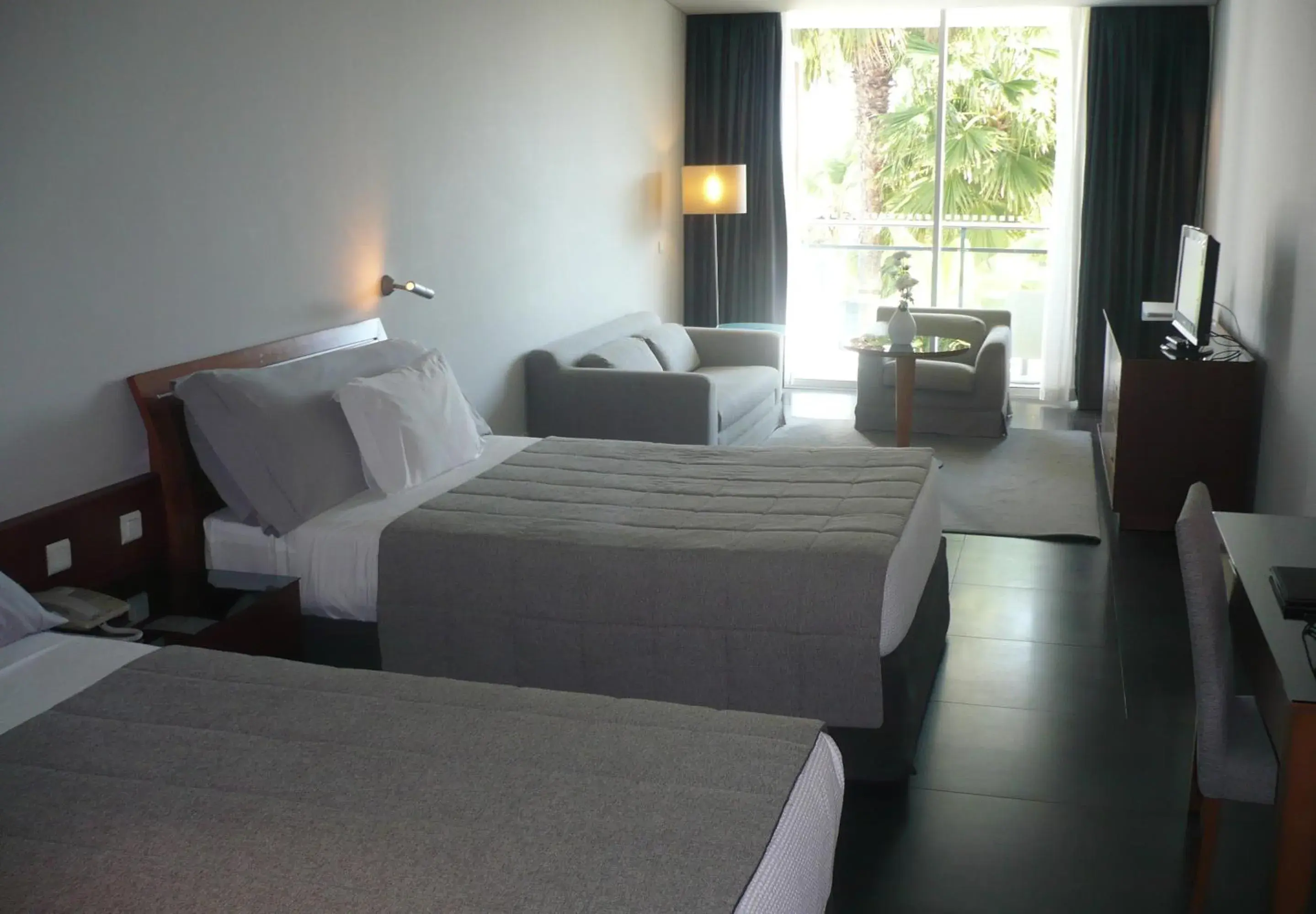 Coffee/tea facilities, Bed in VidaMar Resort Hotel Madeira Coffee/tea facilities, Bed in VidaMar Resort Hotel Madeira