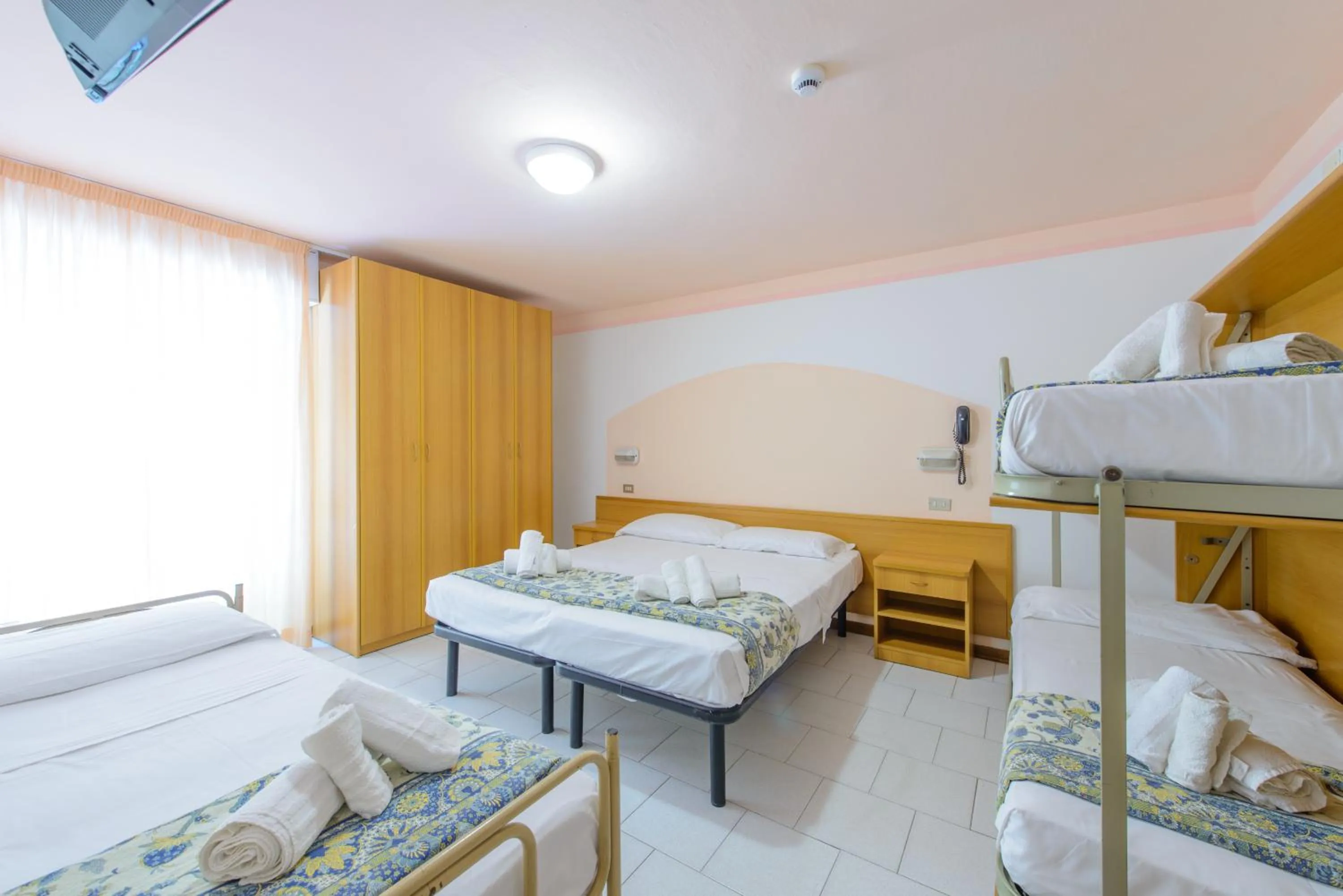 Bedroom in Hotel Colorado