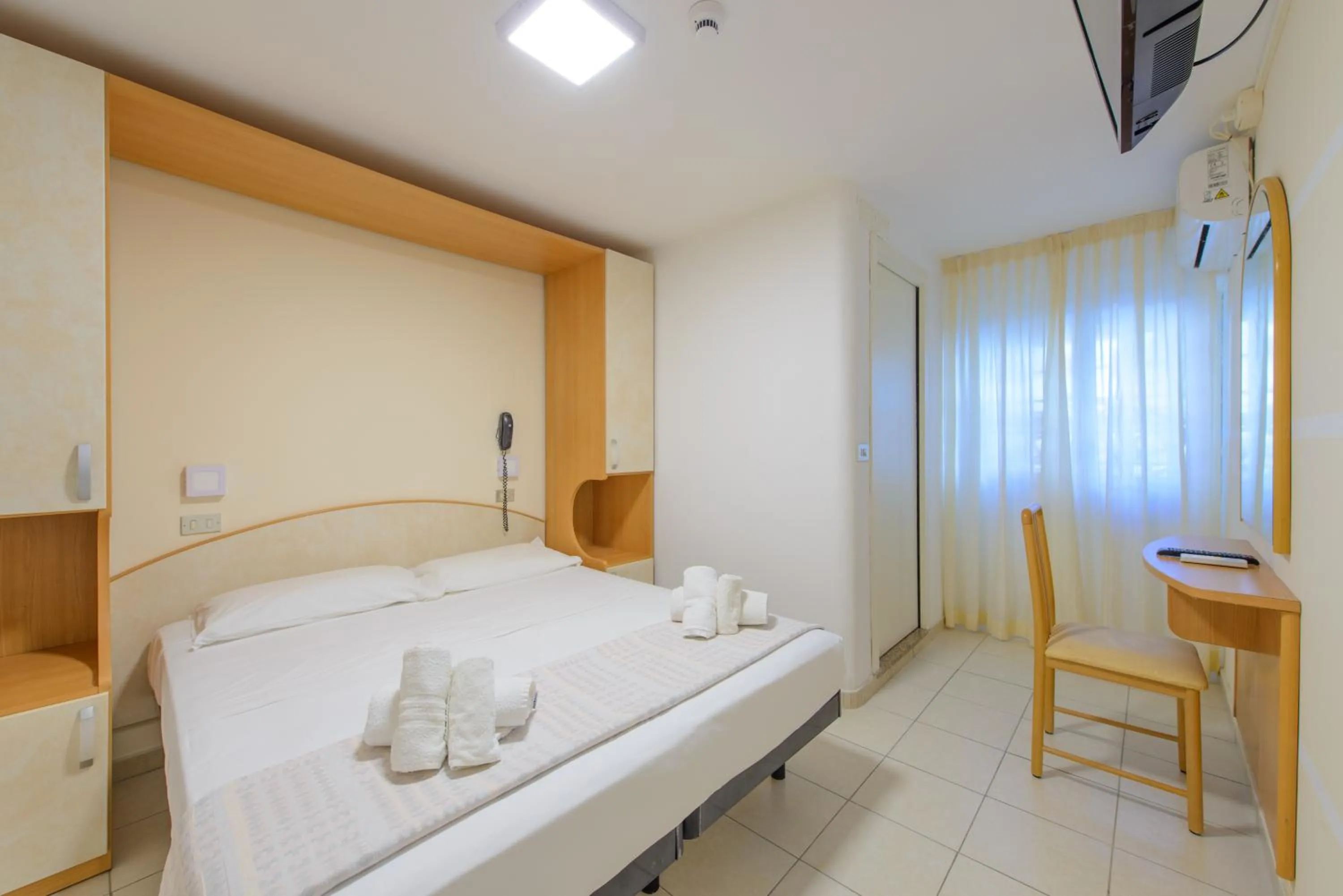 Bedroom in Hotel Colorado