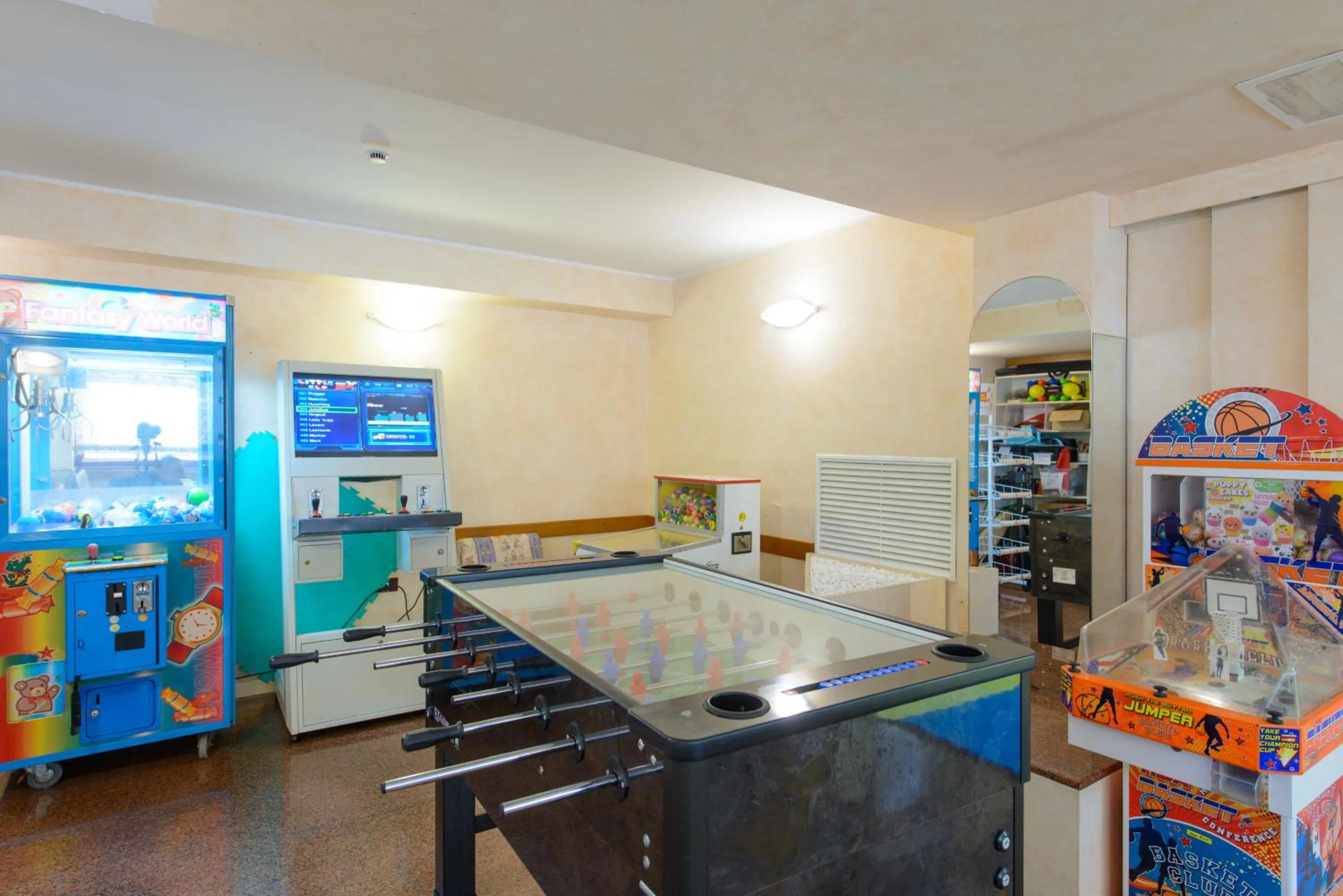 Game Room in Hotel Colorado