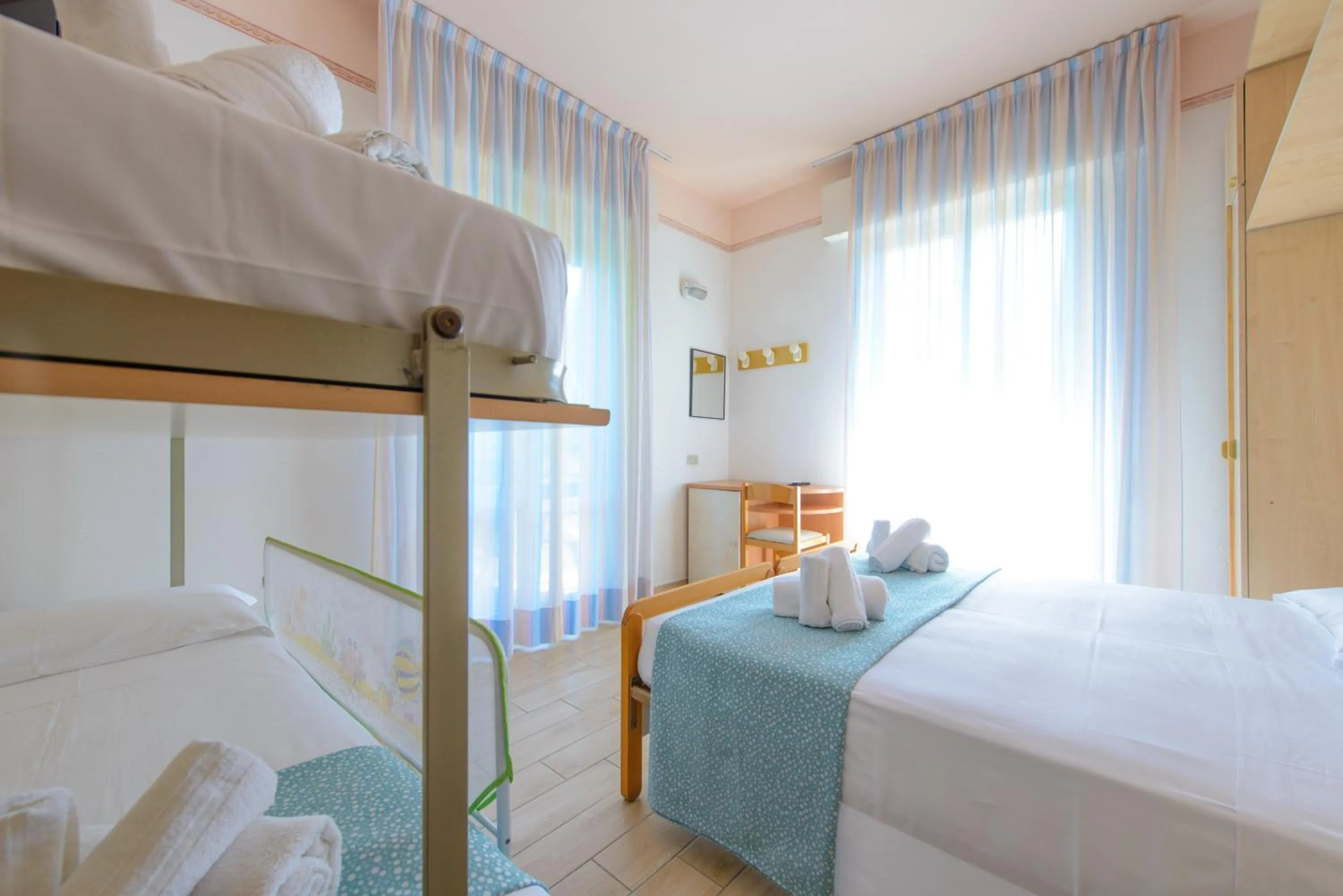 Bedroom in Hotel Colorado