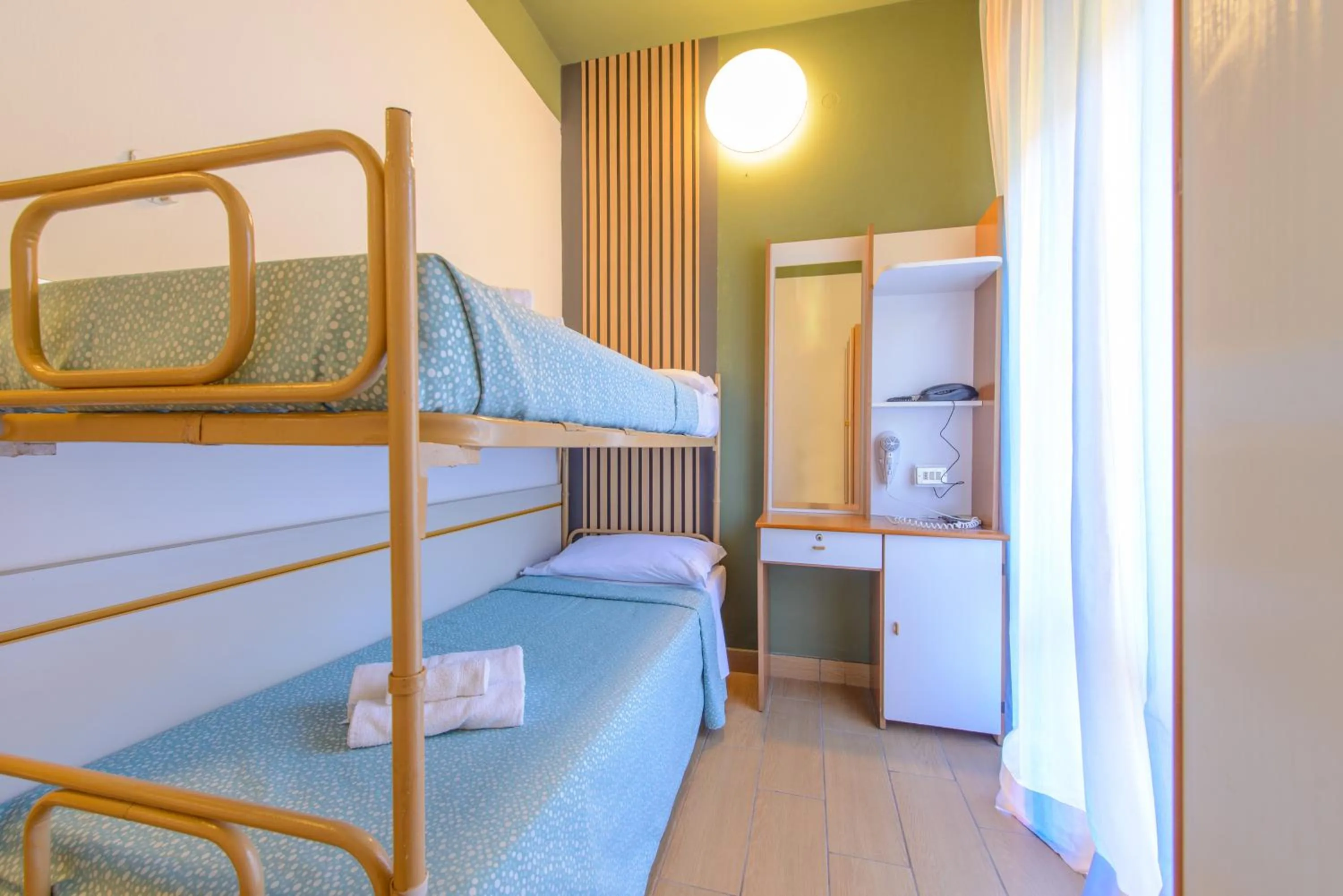 Bedroom in Hotel Colorado