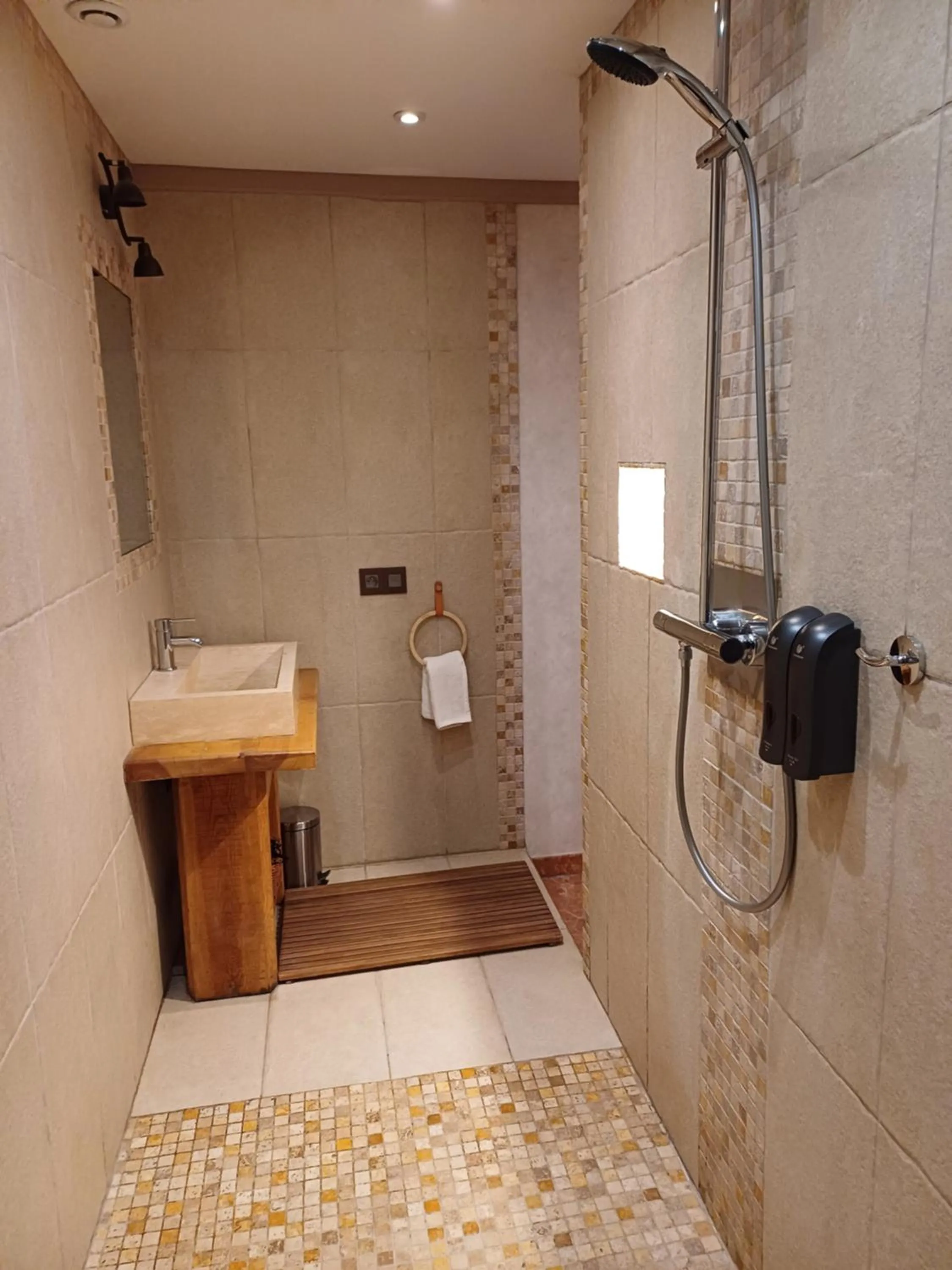 Bathroom in Domaine de Vandenesse Et Spa