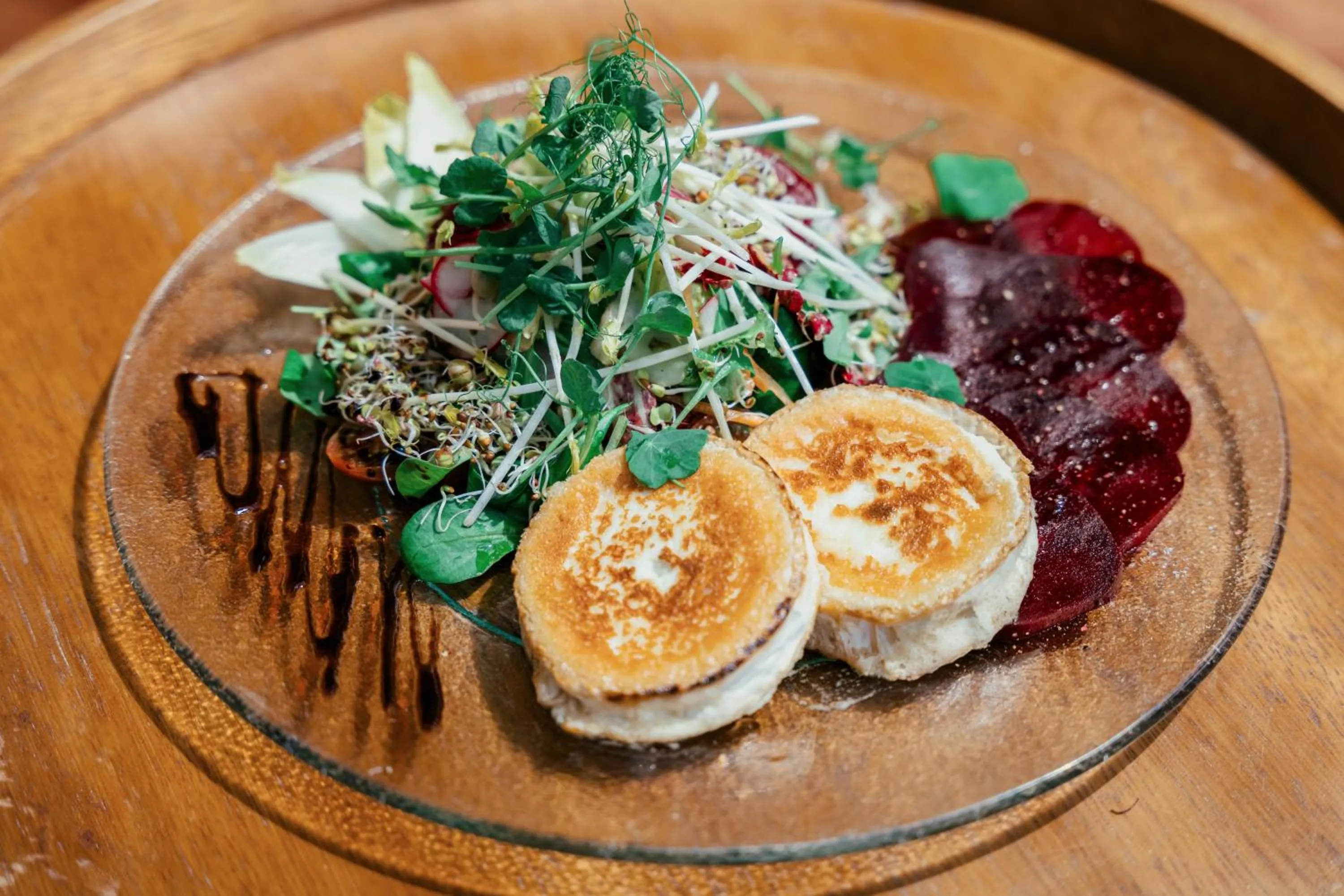 Restaurant/places to eat in Hotel Troyer